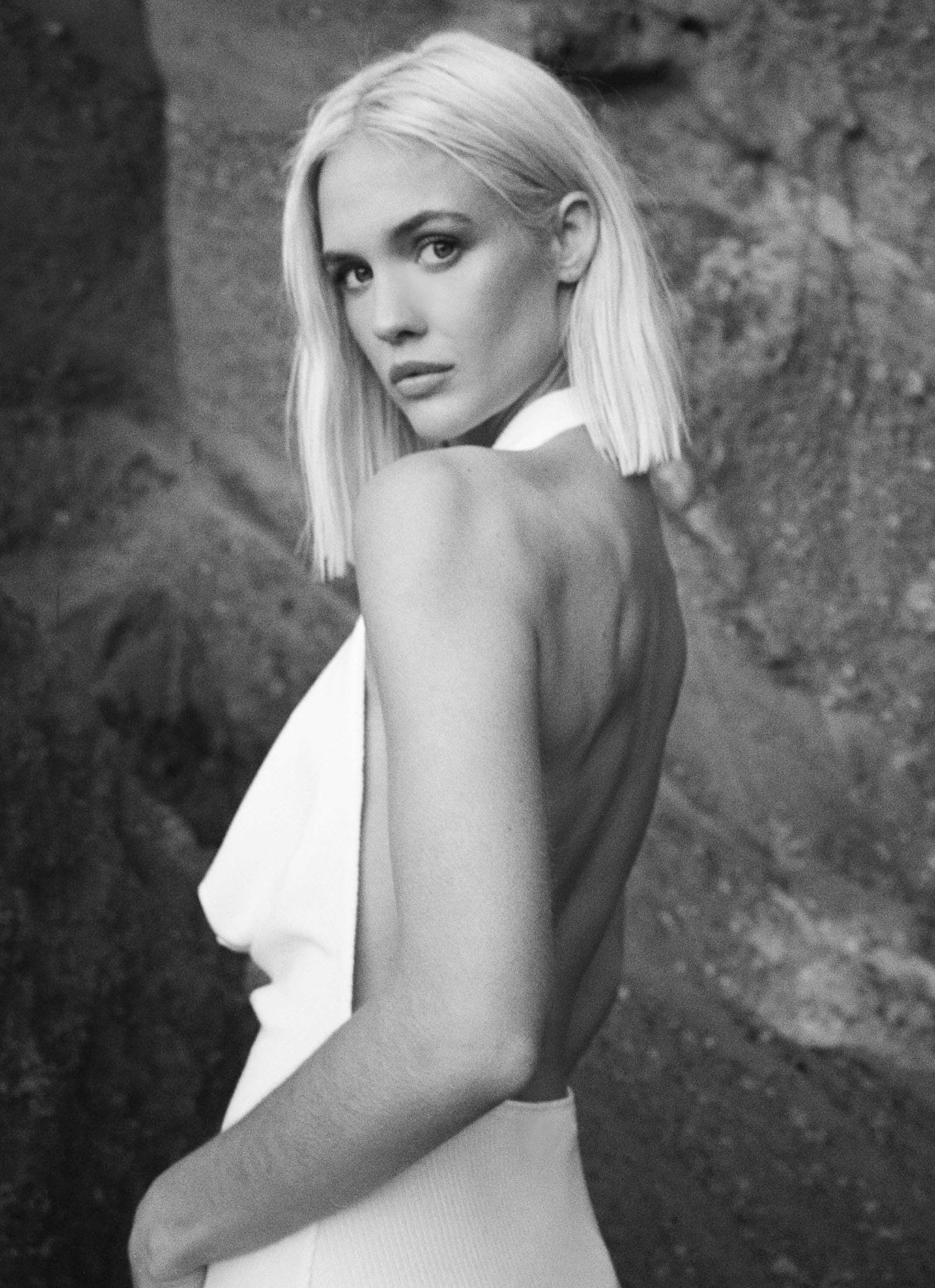 Anella Maxi Dress - White - Image 4