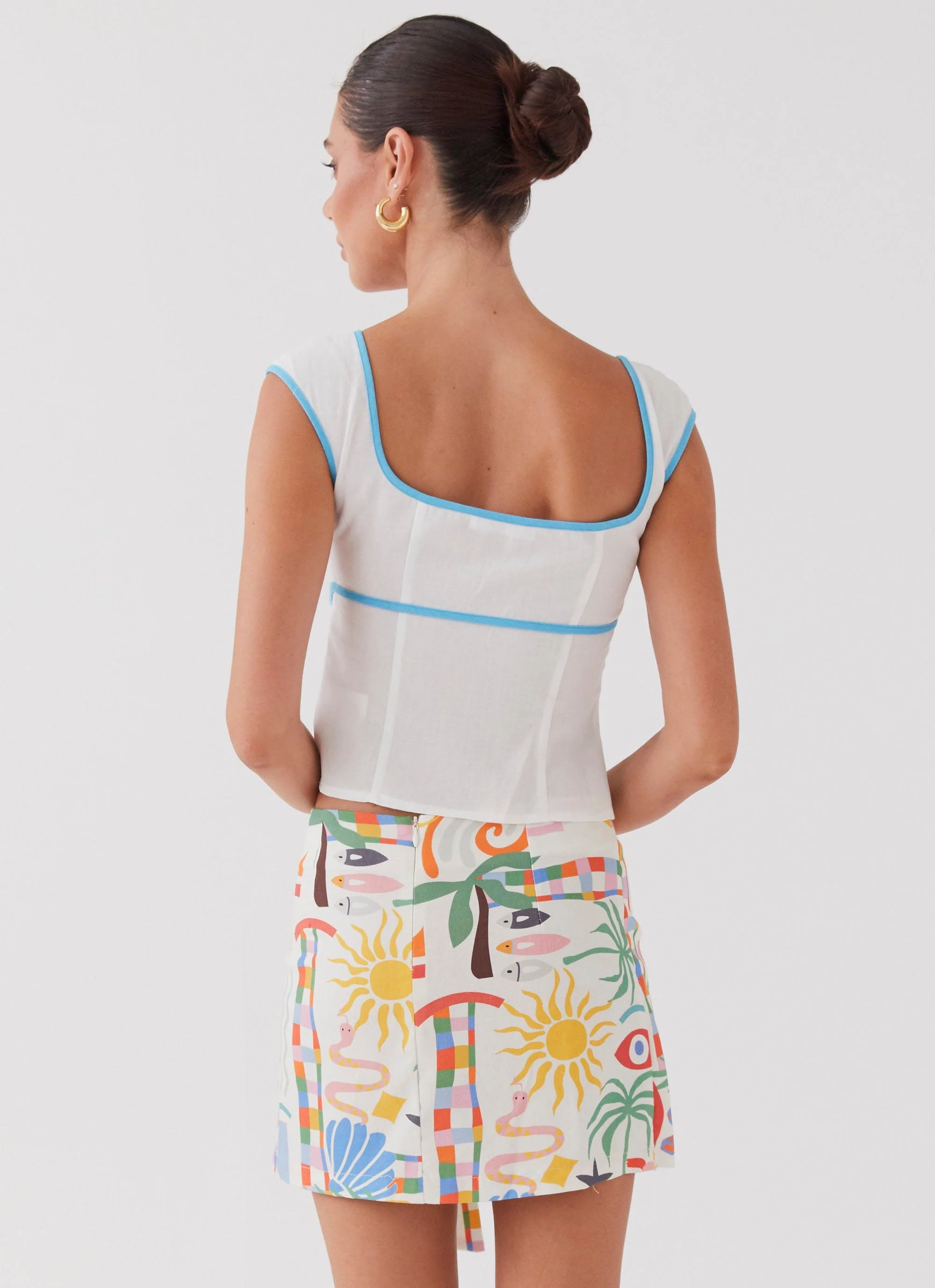 At First Light Linen Wrap Mini Skirt - Summer Palm - Image 4