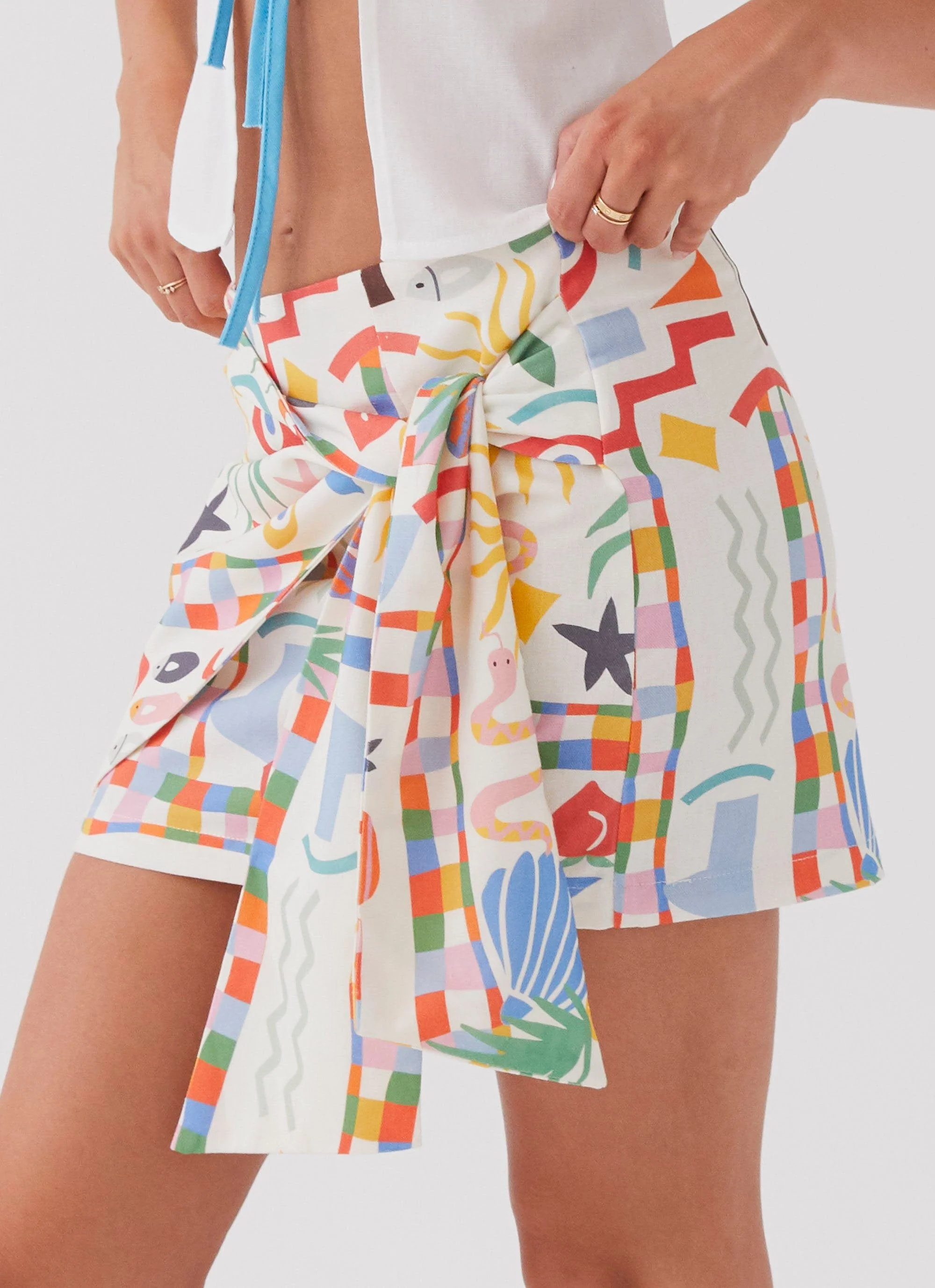 At First Light Linen Wrap Mini Skirt - Summer Palm - Image 6