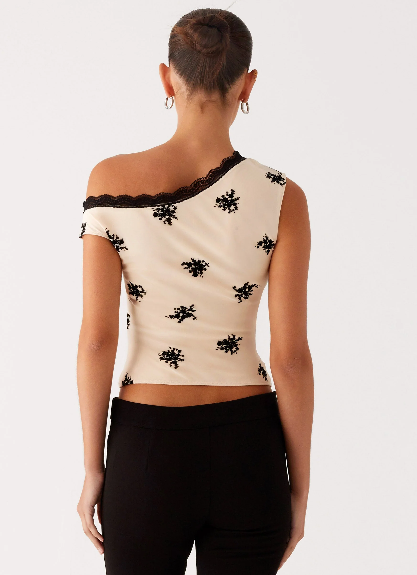 Blind Faith Flock One Shoulder Top - Cream - Image 4