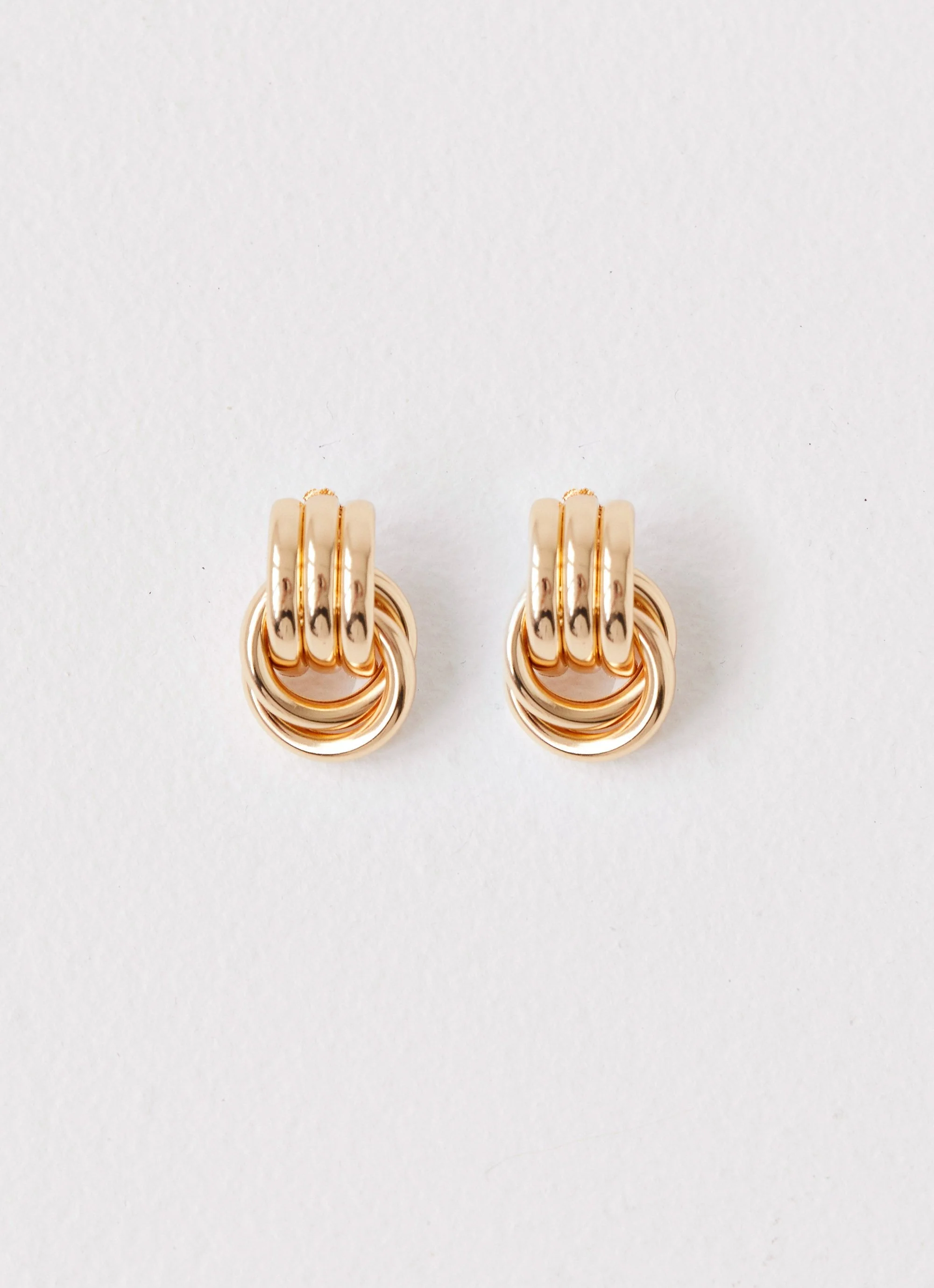 Bold Step Cuff Earrings - Gold - Image 4