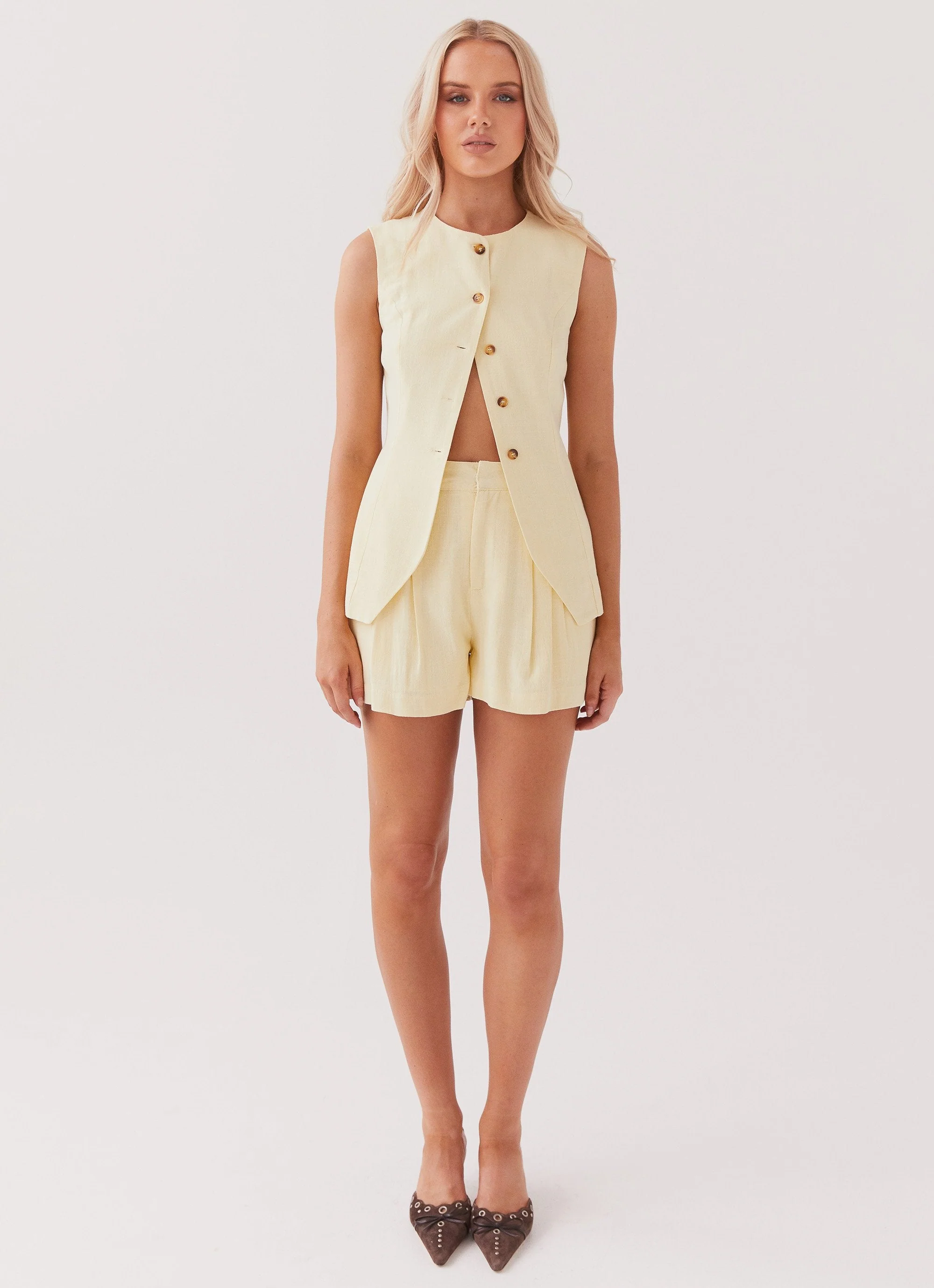 Born For Bordeaux Linen Shorts - Lemon - Image 2