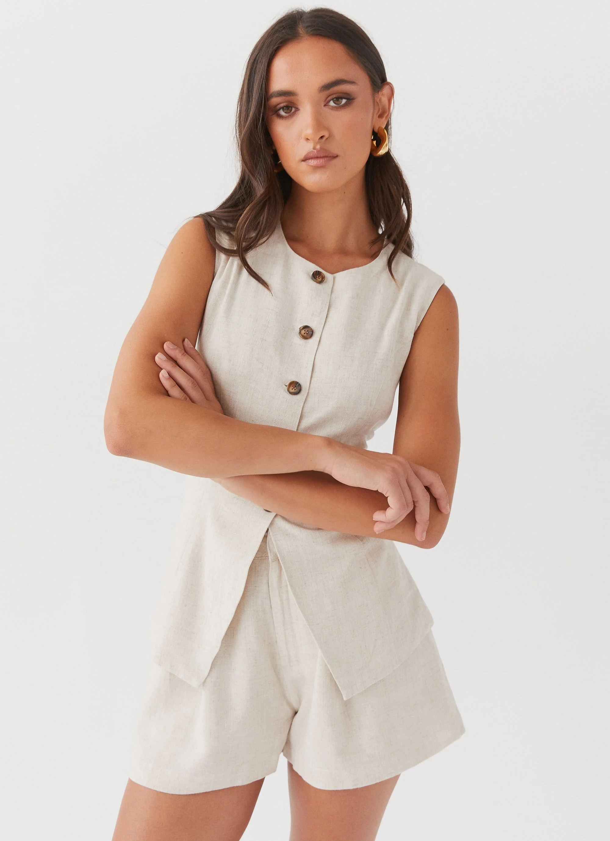 Born For Bordeaux Linen Shorts - Oatmeal - Image 4