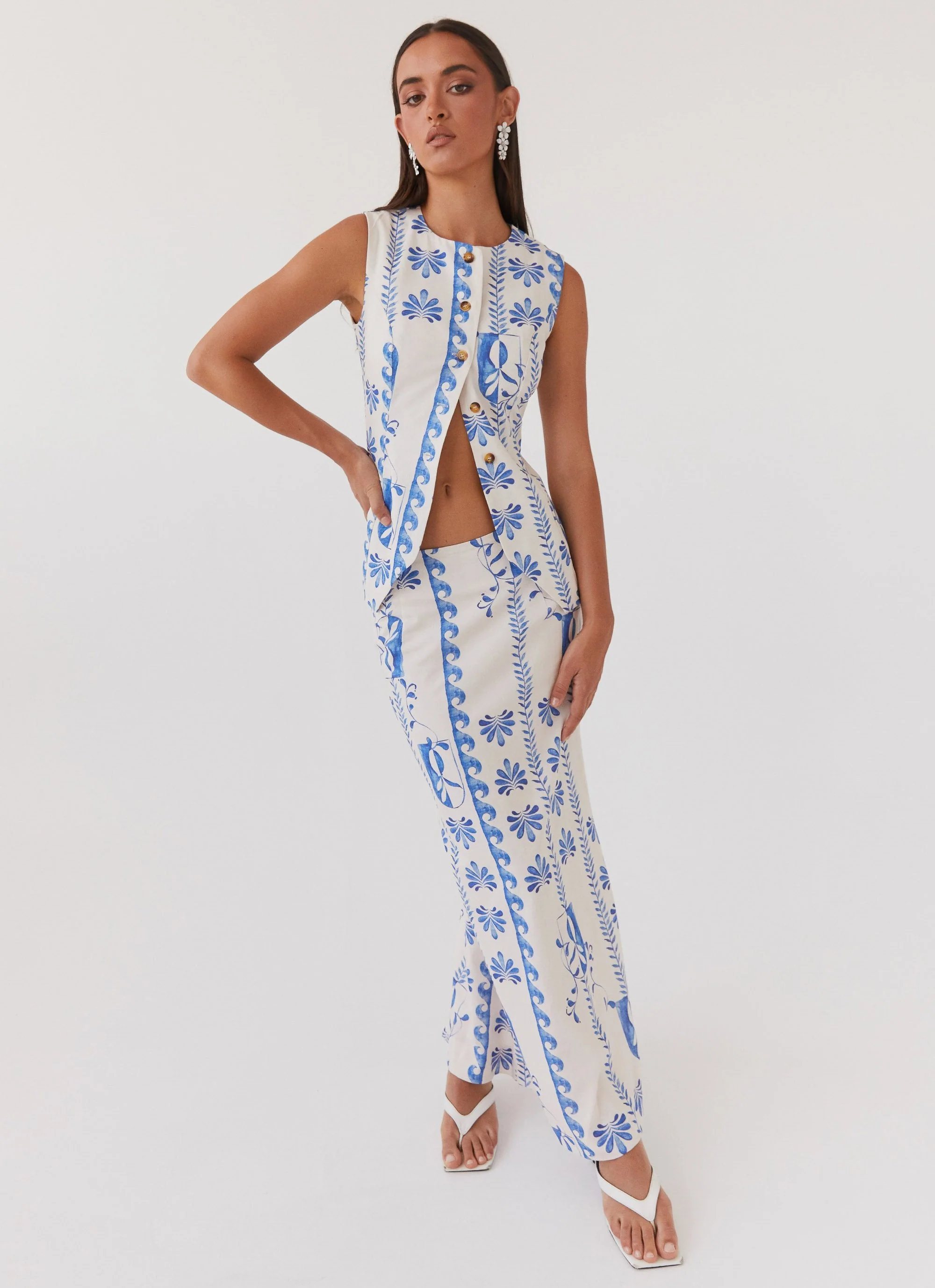 Born For Bordeaux Linen Vest - Floral Wave - Image 6