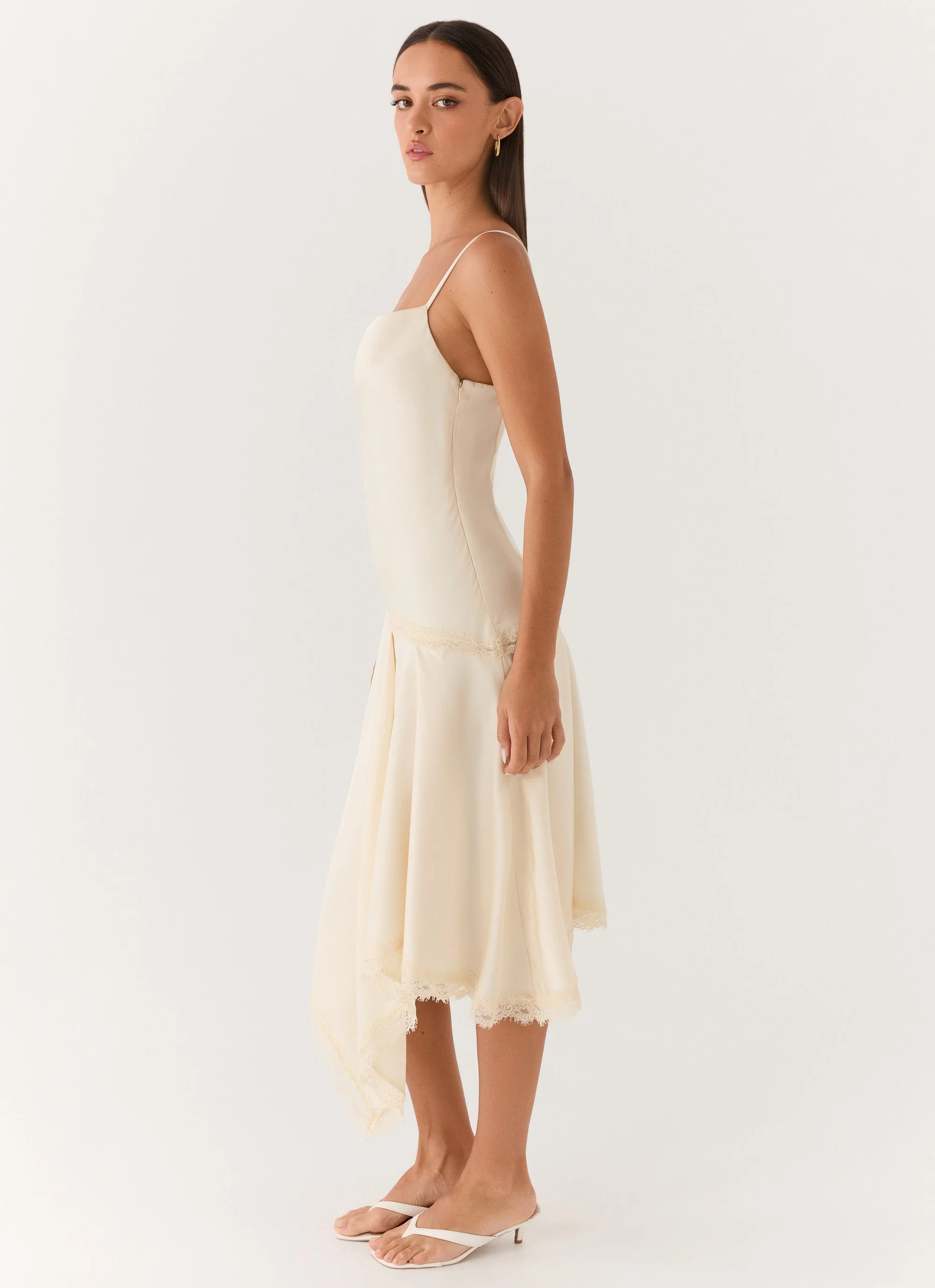 Cleosa Asymmetrical Midi Dress - Ivory - Image 2