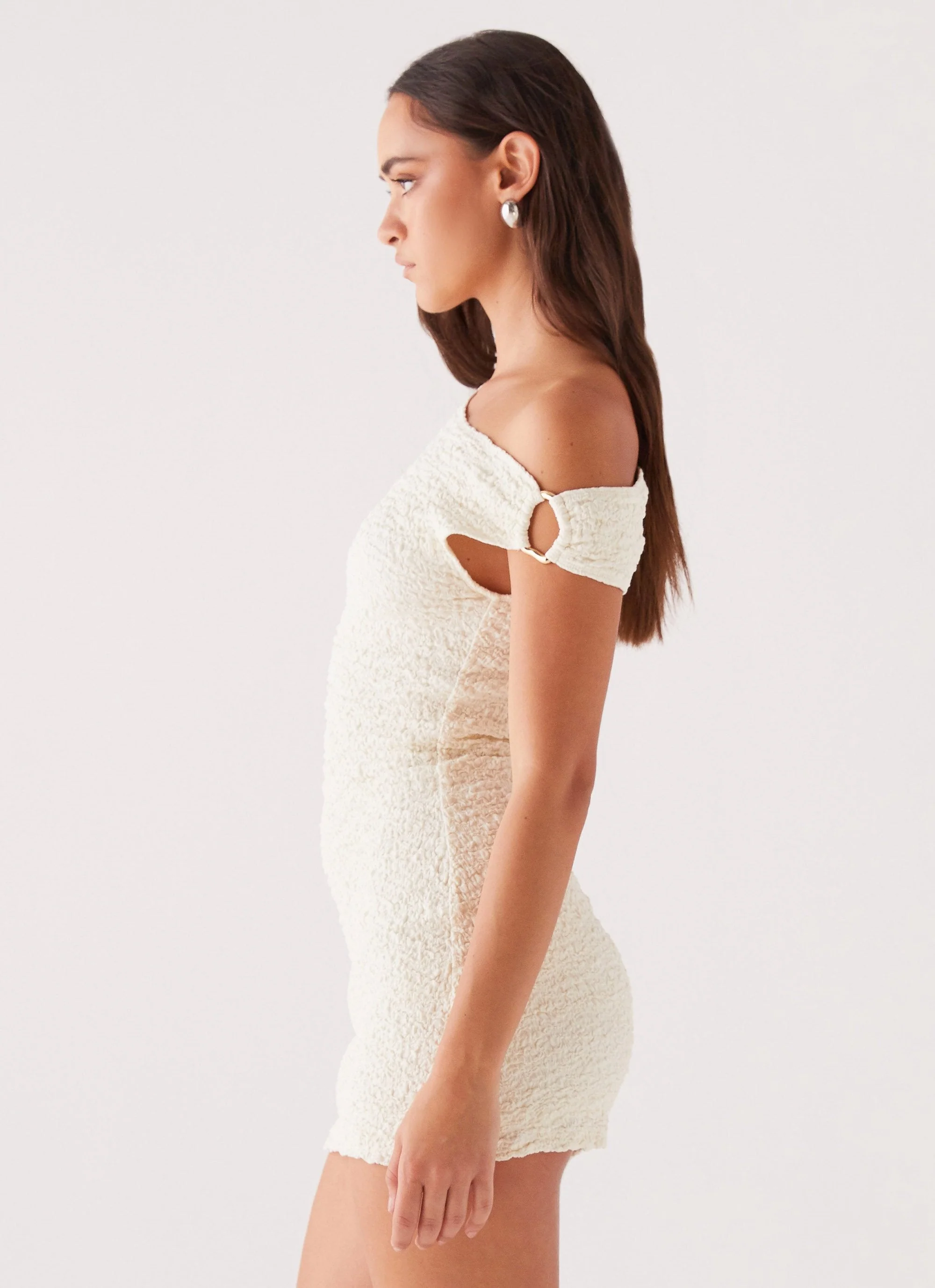 Farah Off Shoulder Mini Dress - White - Image 3
