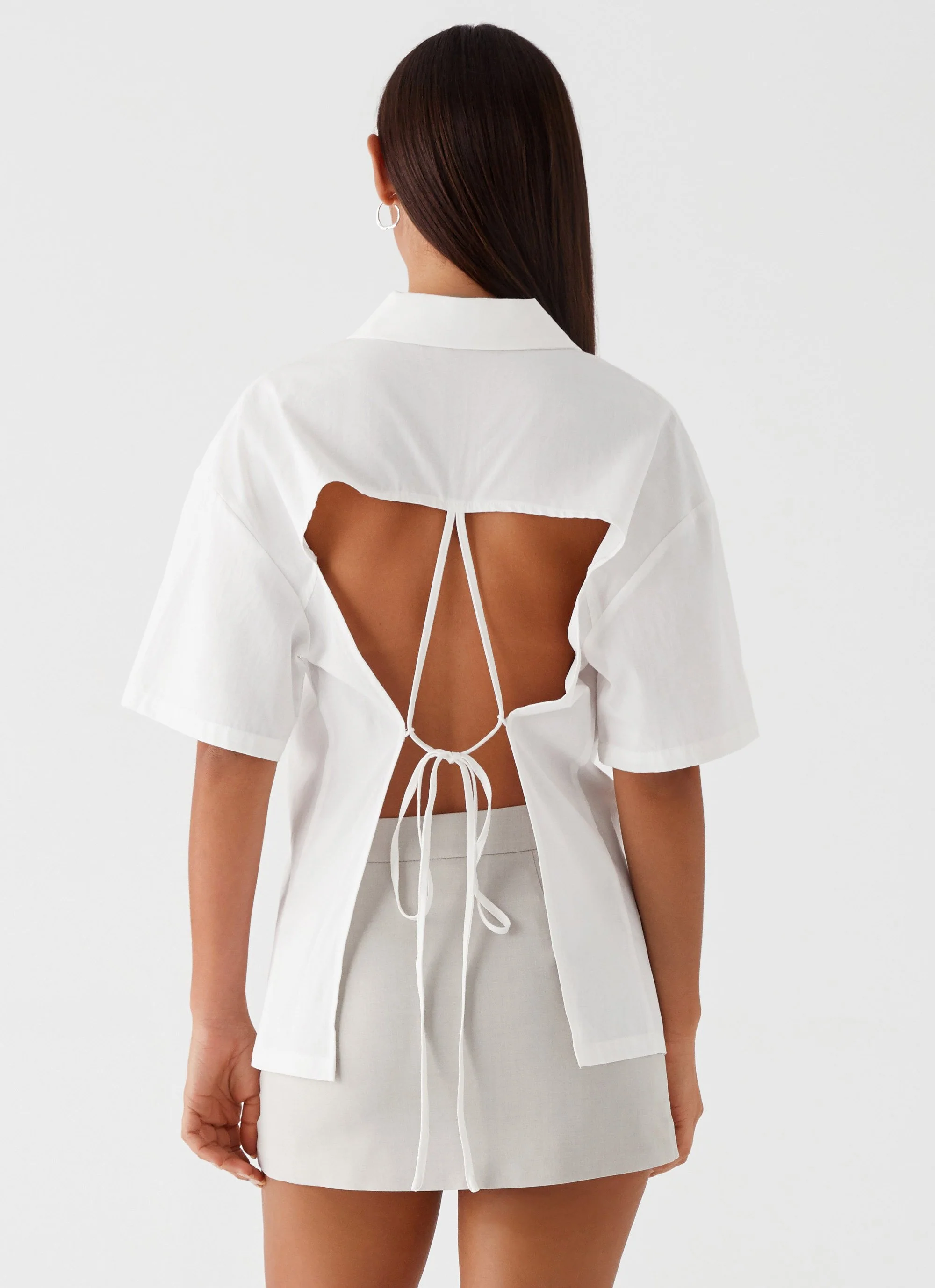 Hadley Open Back Short Sleeve Shirt - White - Image 4