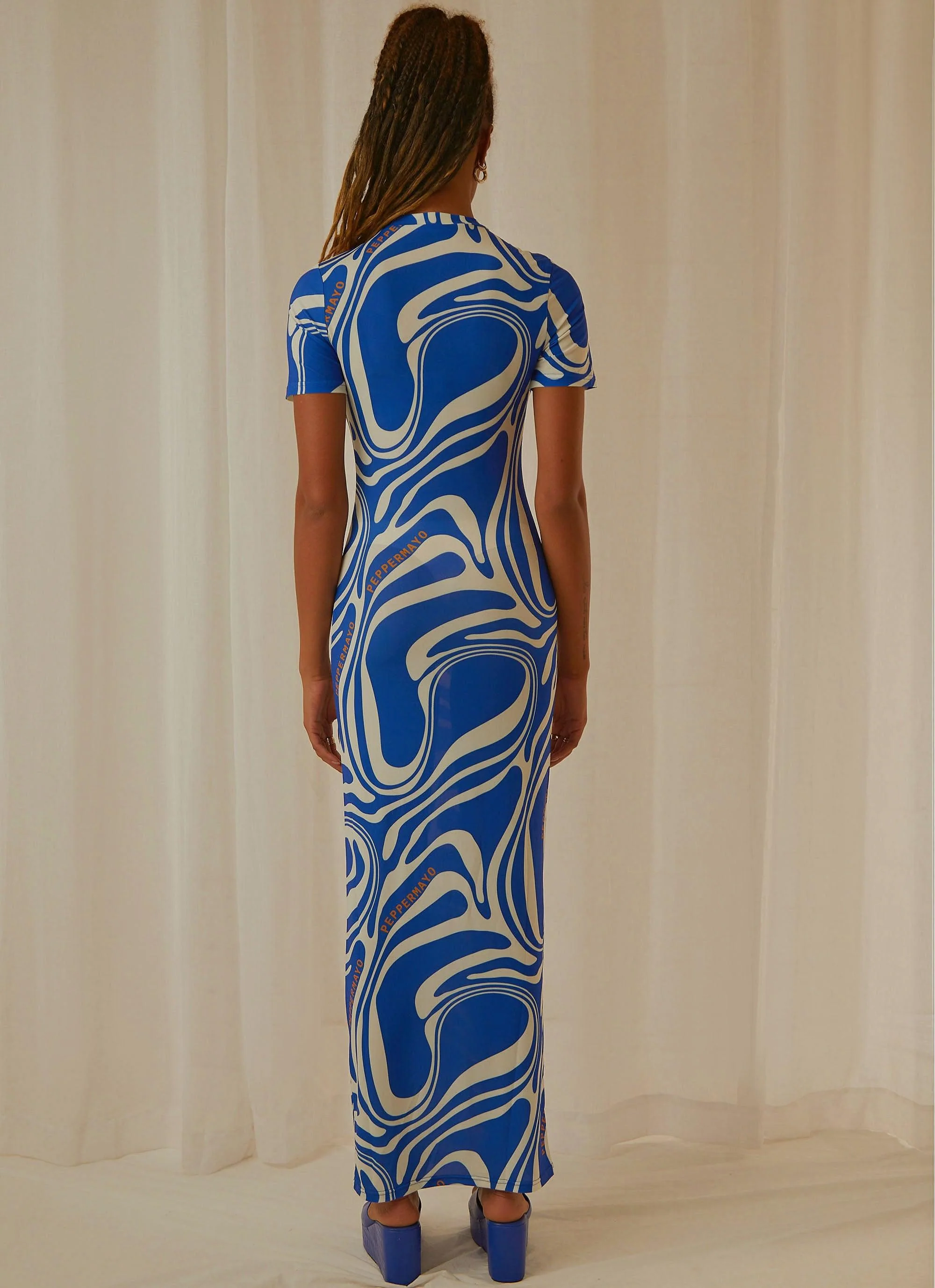 Into the City Mesh Maxi Dress - Cobalt Marble - Image 3