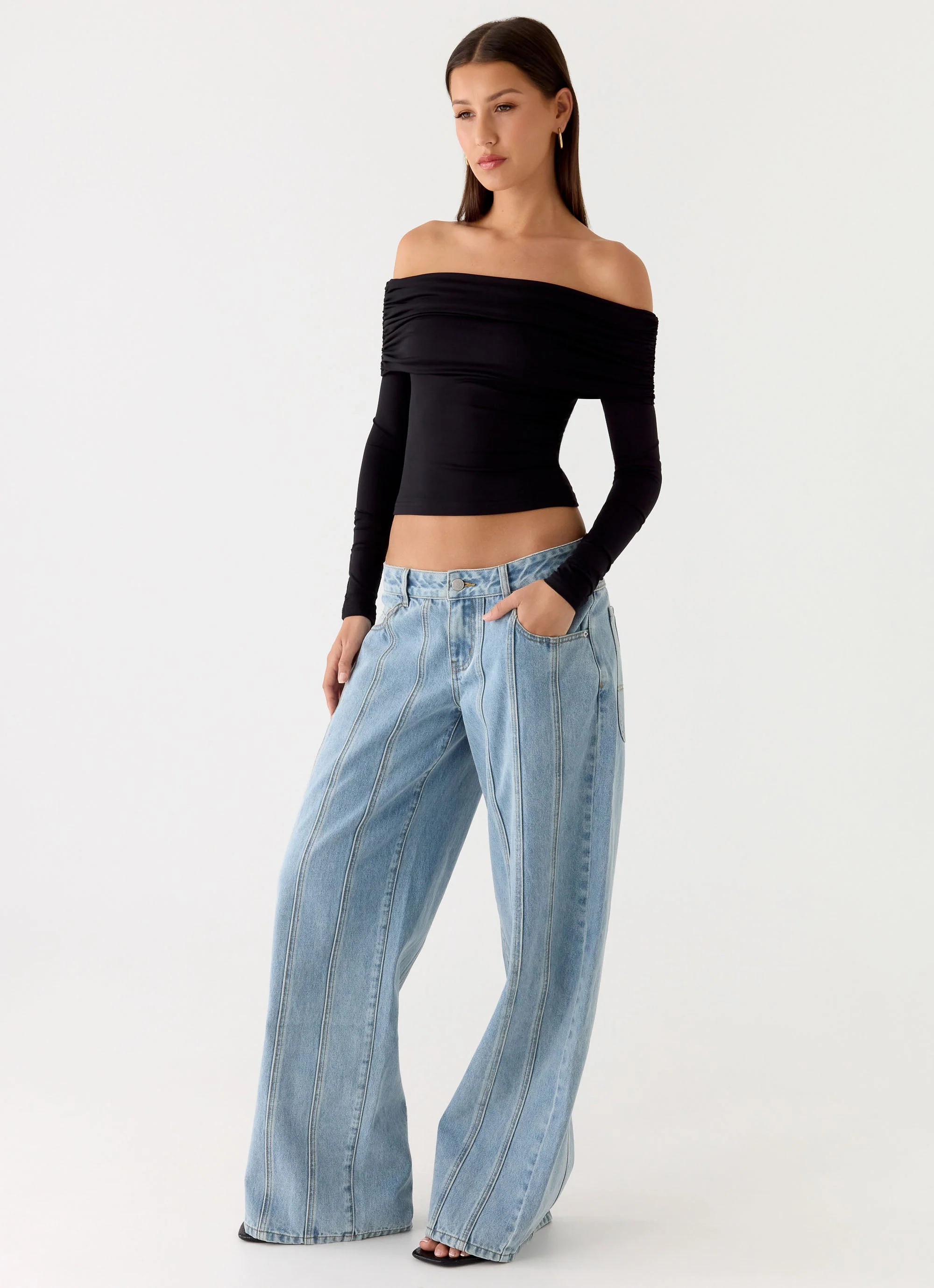 Johnny Low Rise Wide Leg Denim Jeans - Light Blue Wash - Image 6