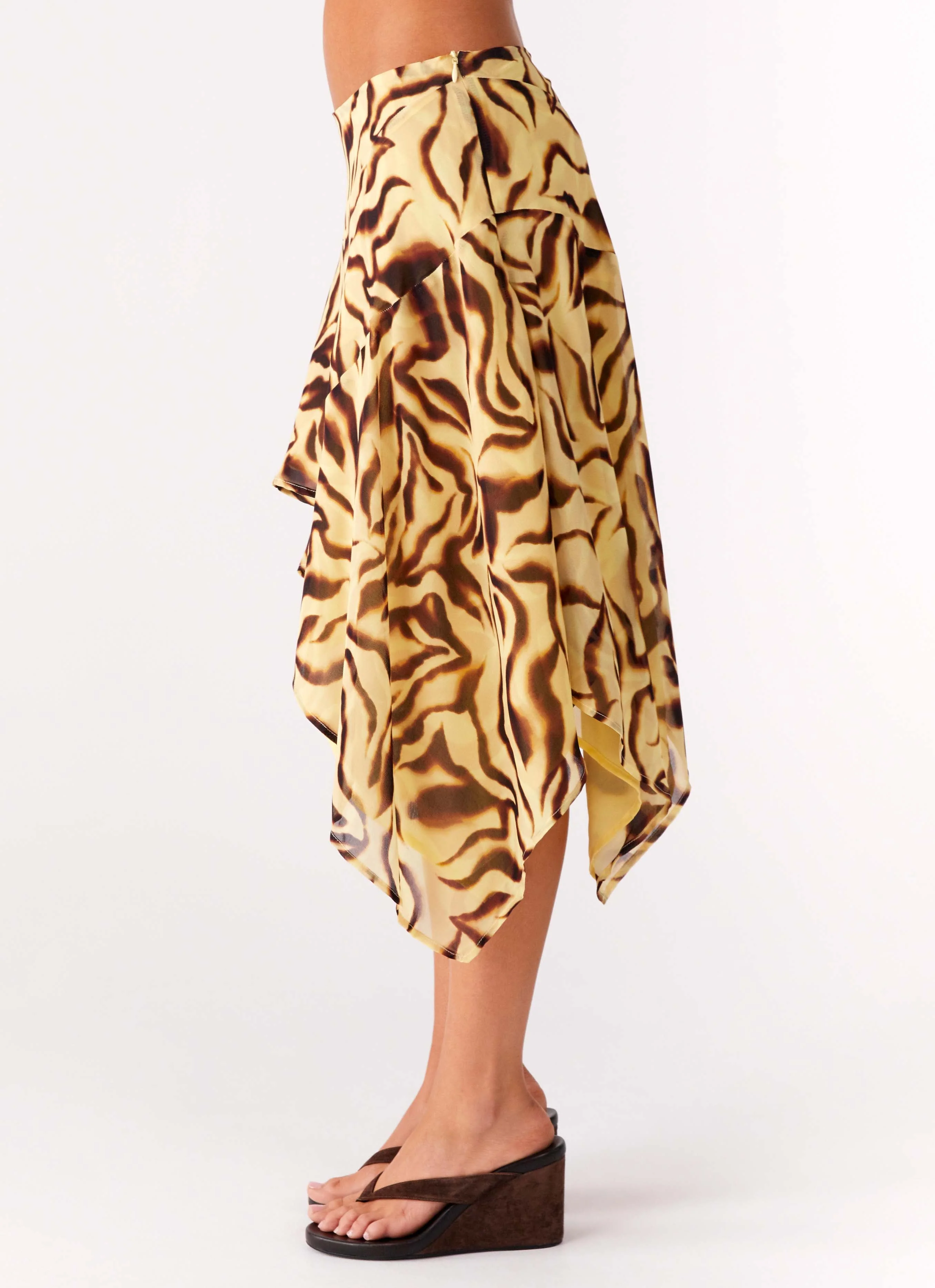 Kia Low Rise Asymmetrical Midi Skirt - Laguna Print - Image 3