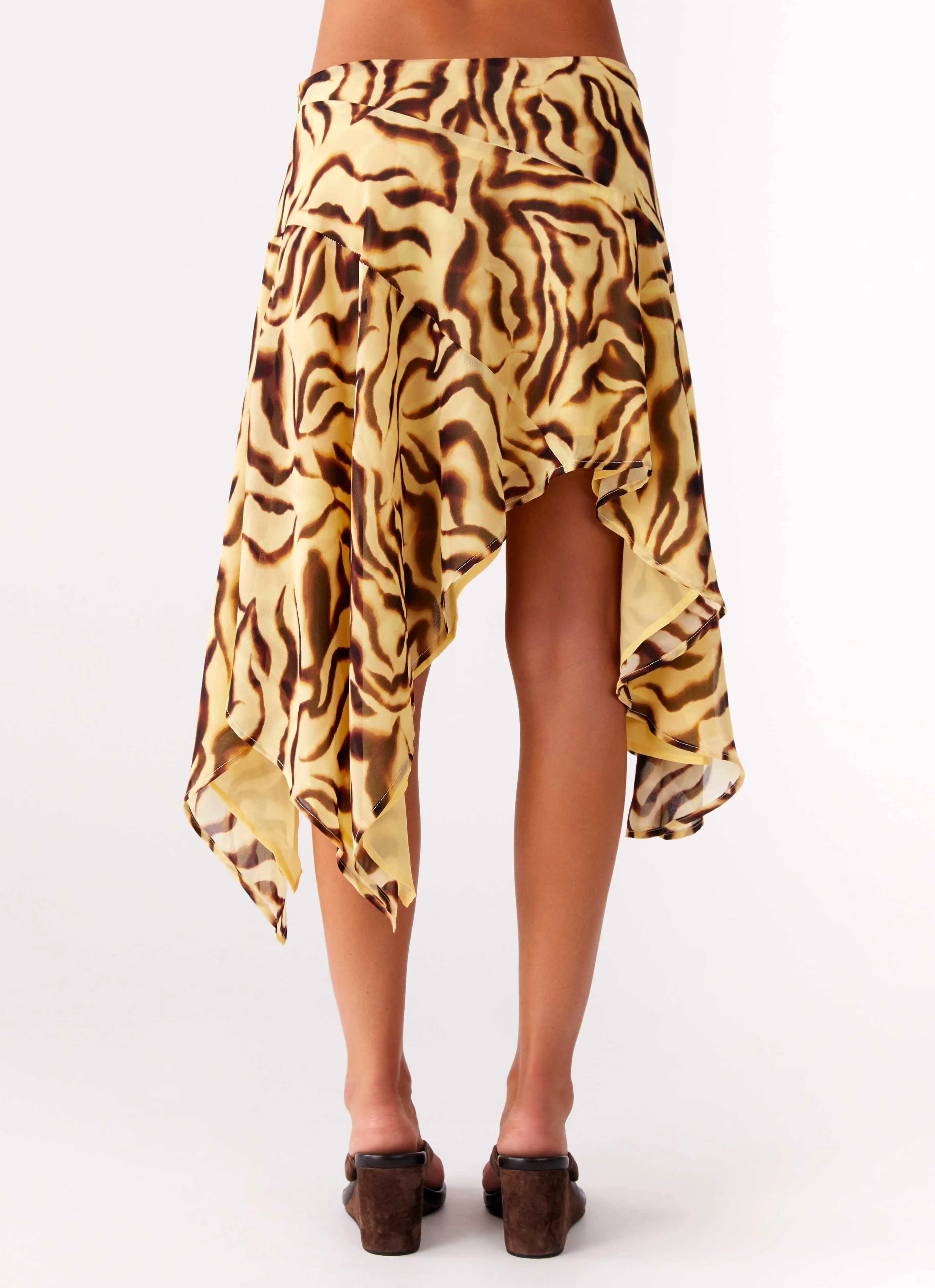 Kia Low Rise Asymmetrical Midi Skirt - Laguna Print - Image 4