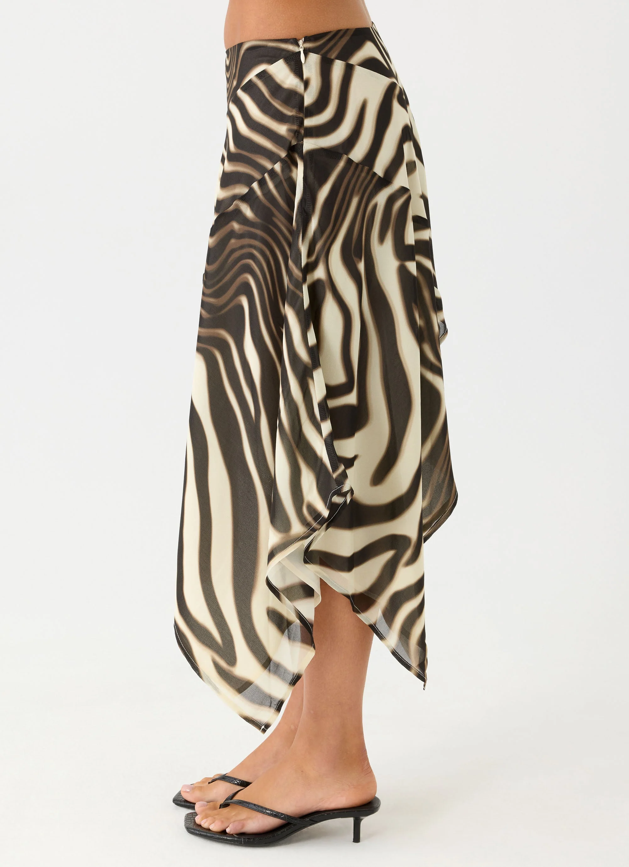 Kia Low Rise Asymmetrical Midi Skirt - Zebra - Image 4