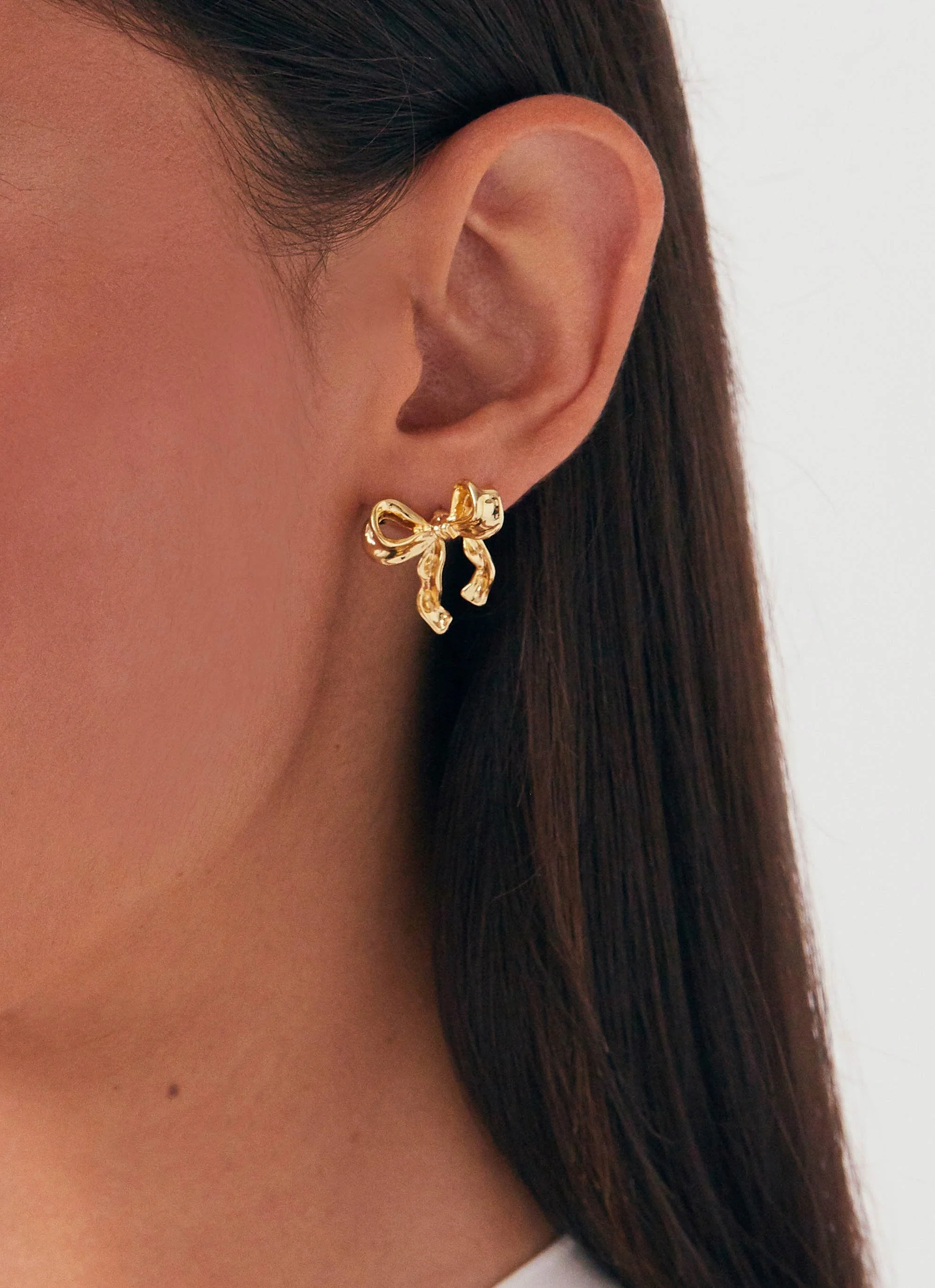 Kindra Mini Bow Earring - Gold - Image 3