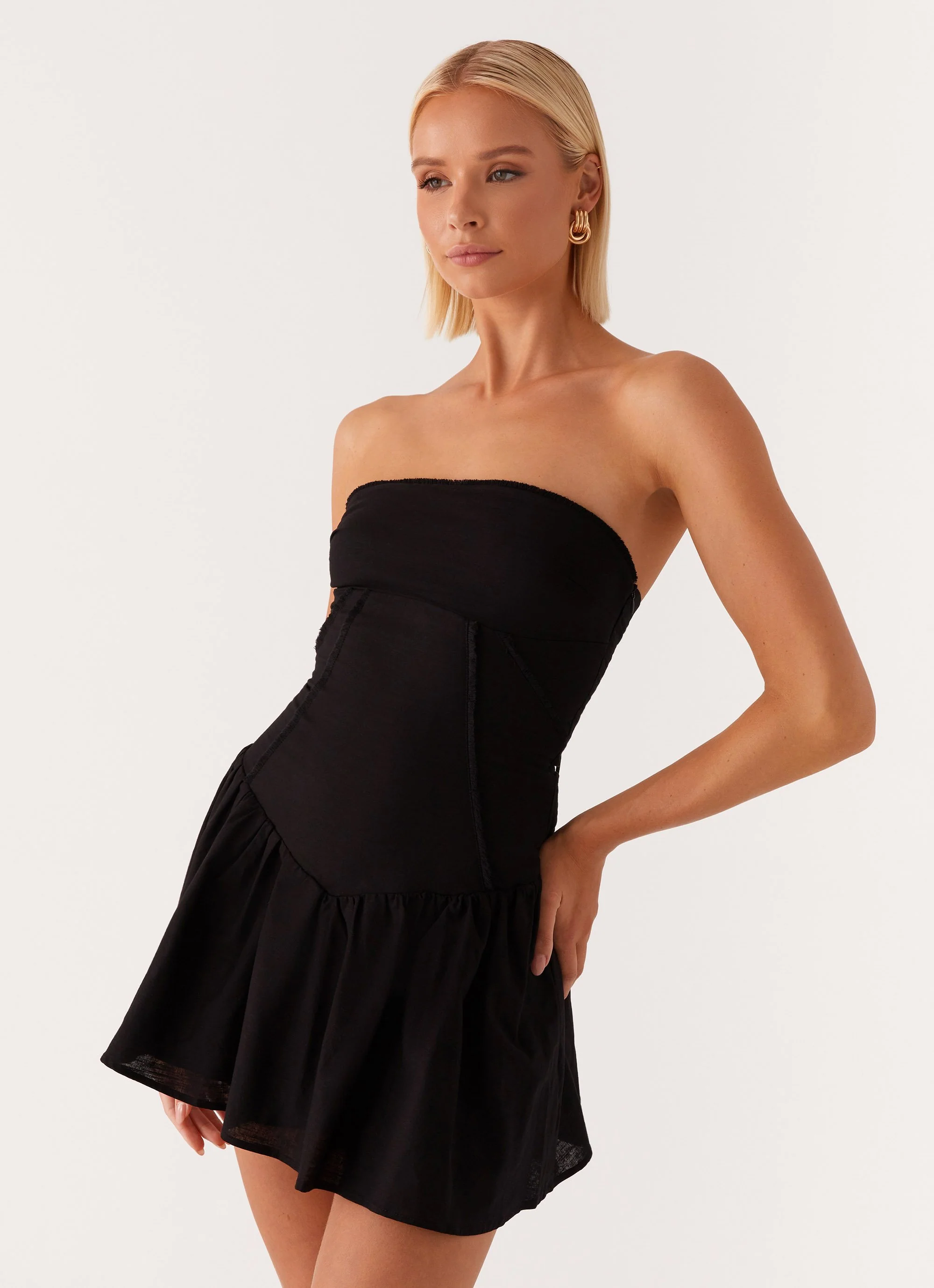 Larnie Linen Mini Dress - Black - Image 6