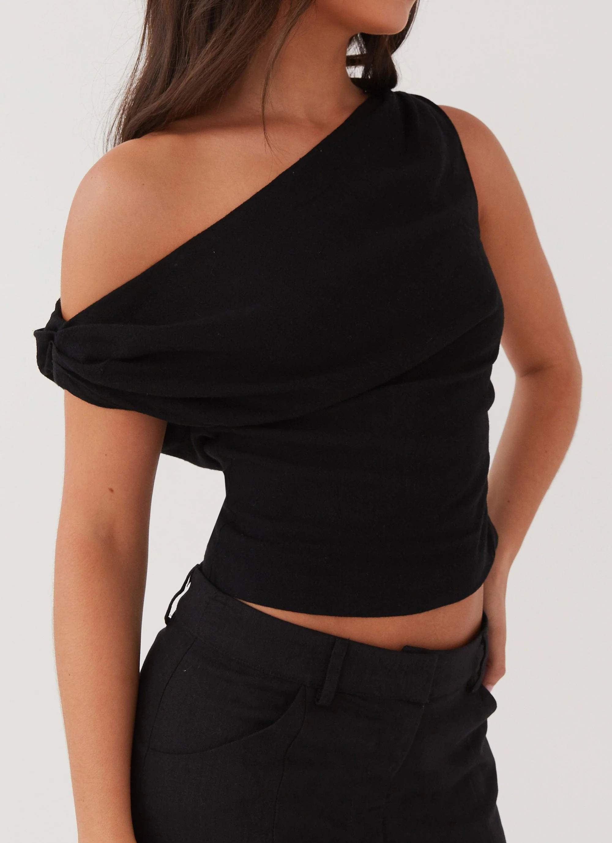 Marissa Linen One Shoulder Top - Black - Image 6
