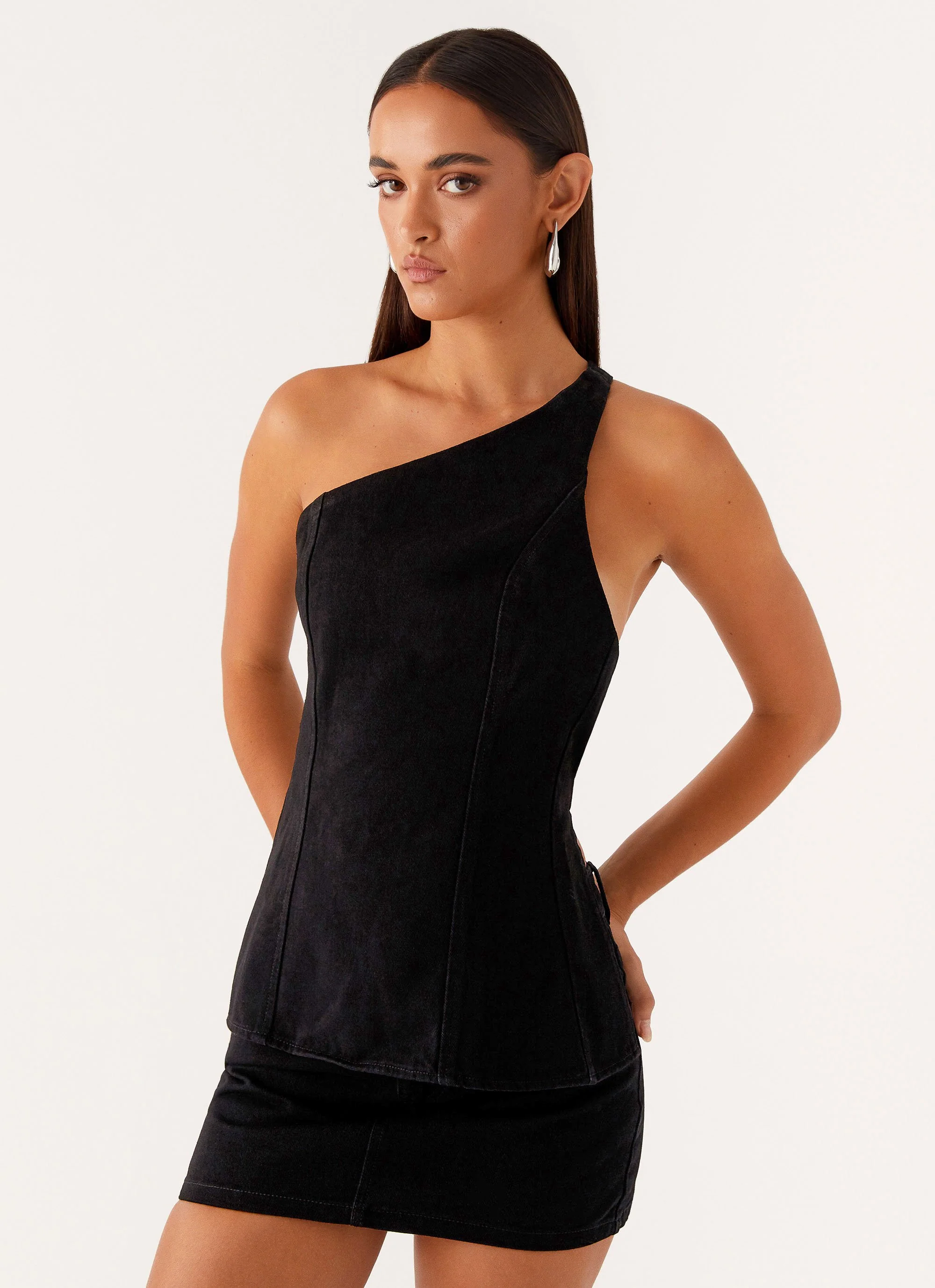 Maysa Low Rise Mini Skirt - Black - Image 6
