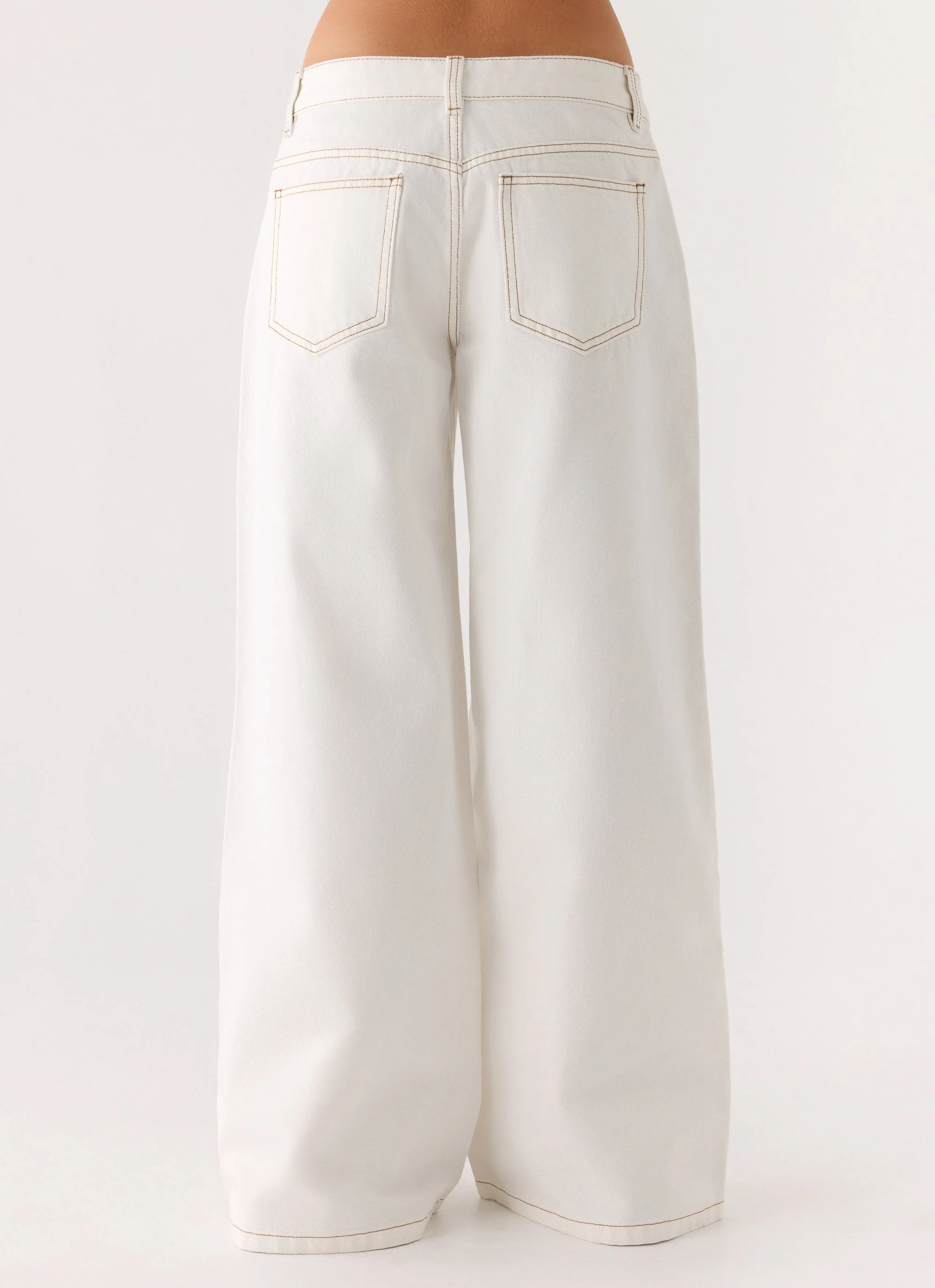 Neo Low Rise Wide Leg Denim Jeans - Ivory - Image 4