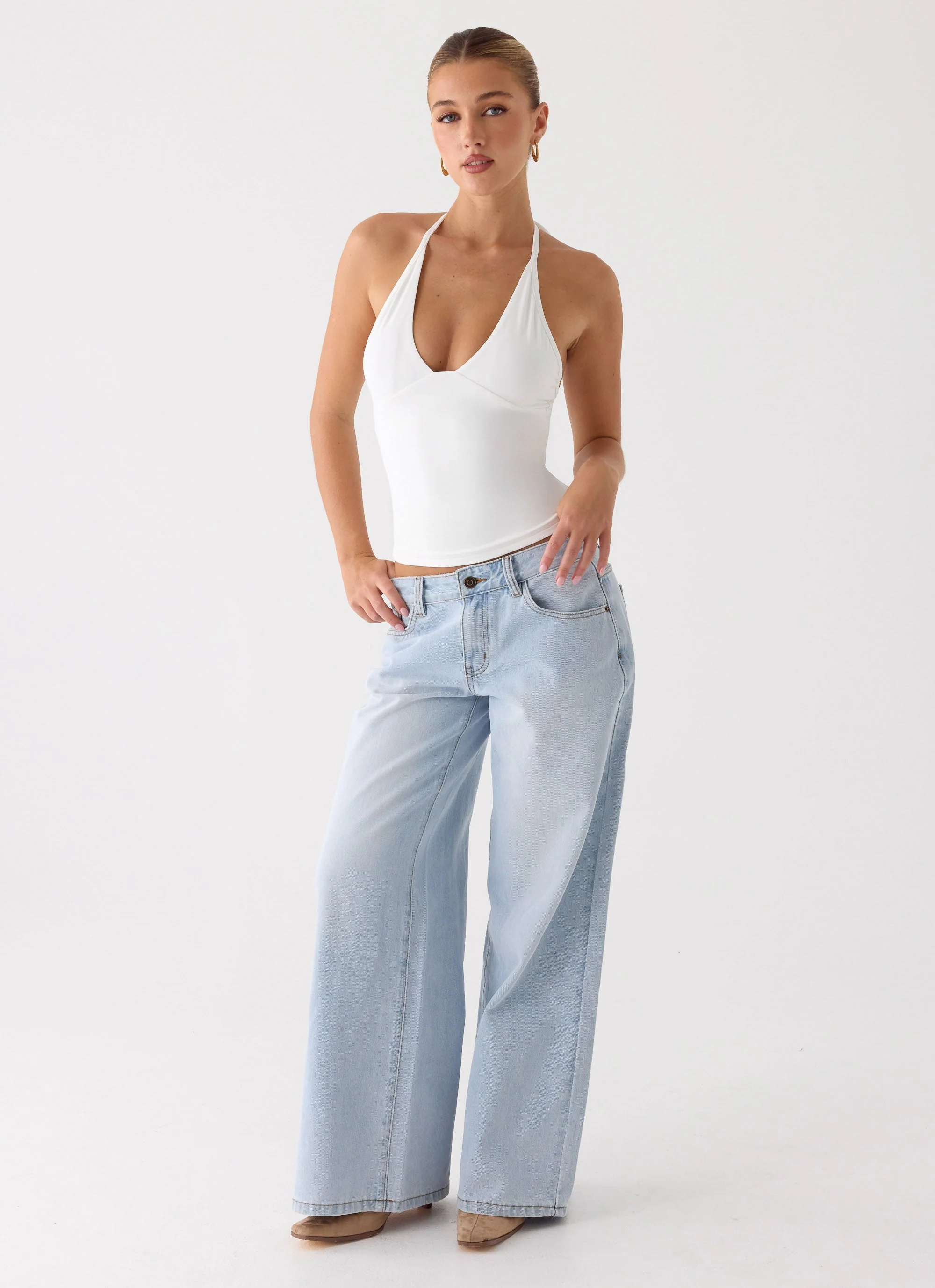 Neo Low Rise Wide Leg Denim Jeans - Light Blue Wash - Image 5