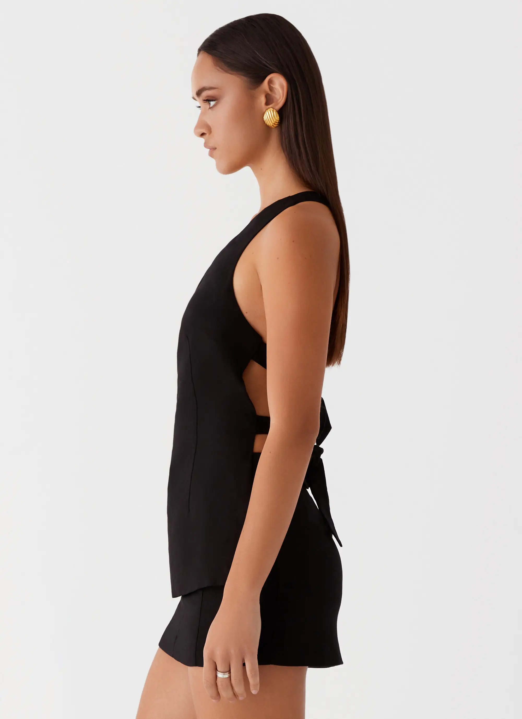 Olsen Linen One Shoulder Top - Black - Image 3