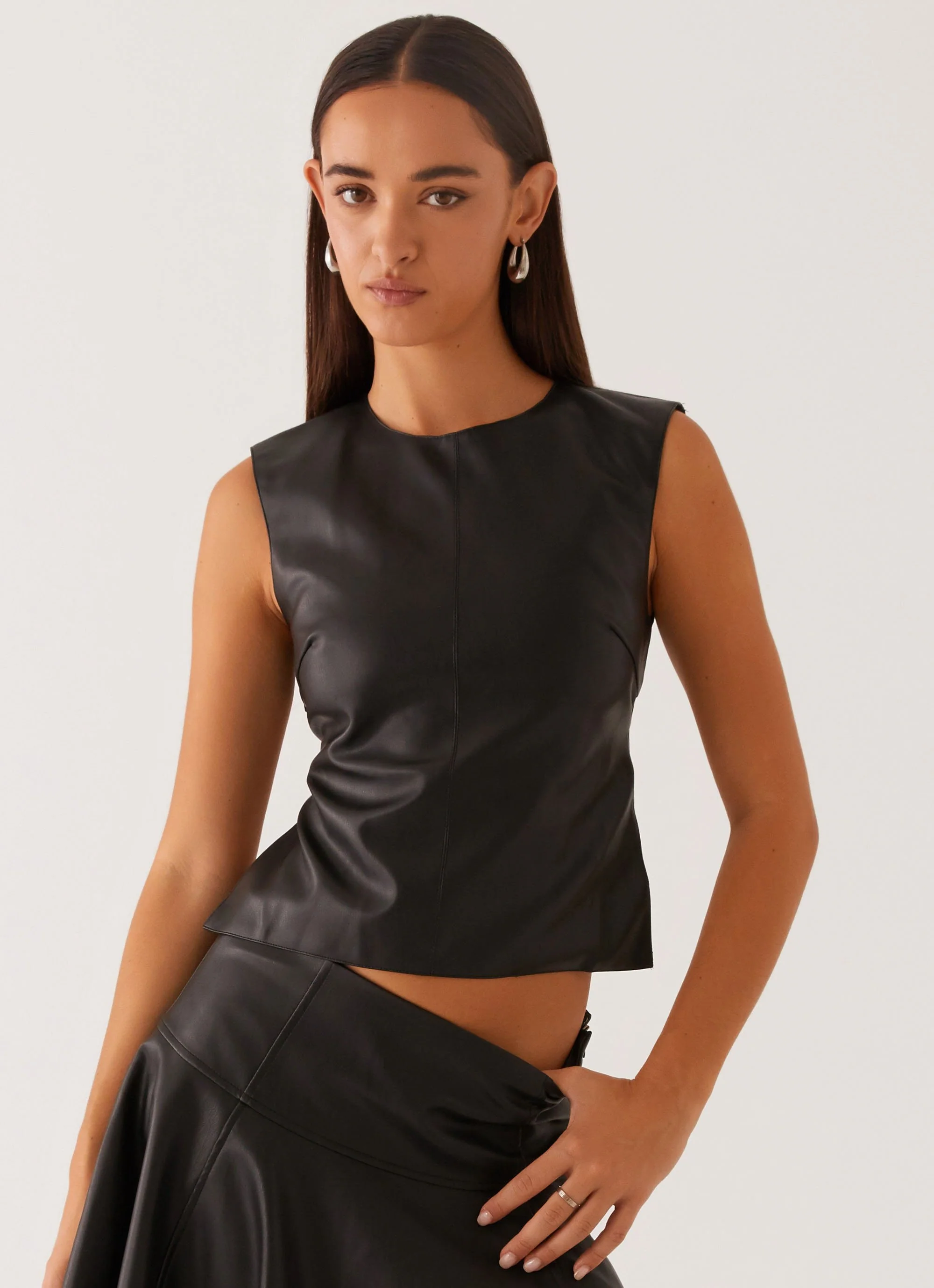 Paola Tank Top - Black - Image 6