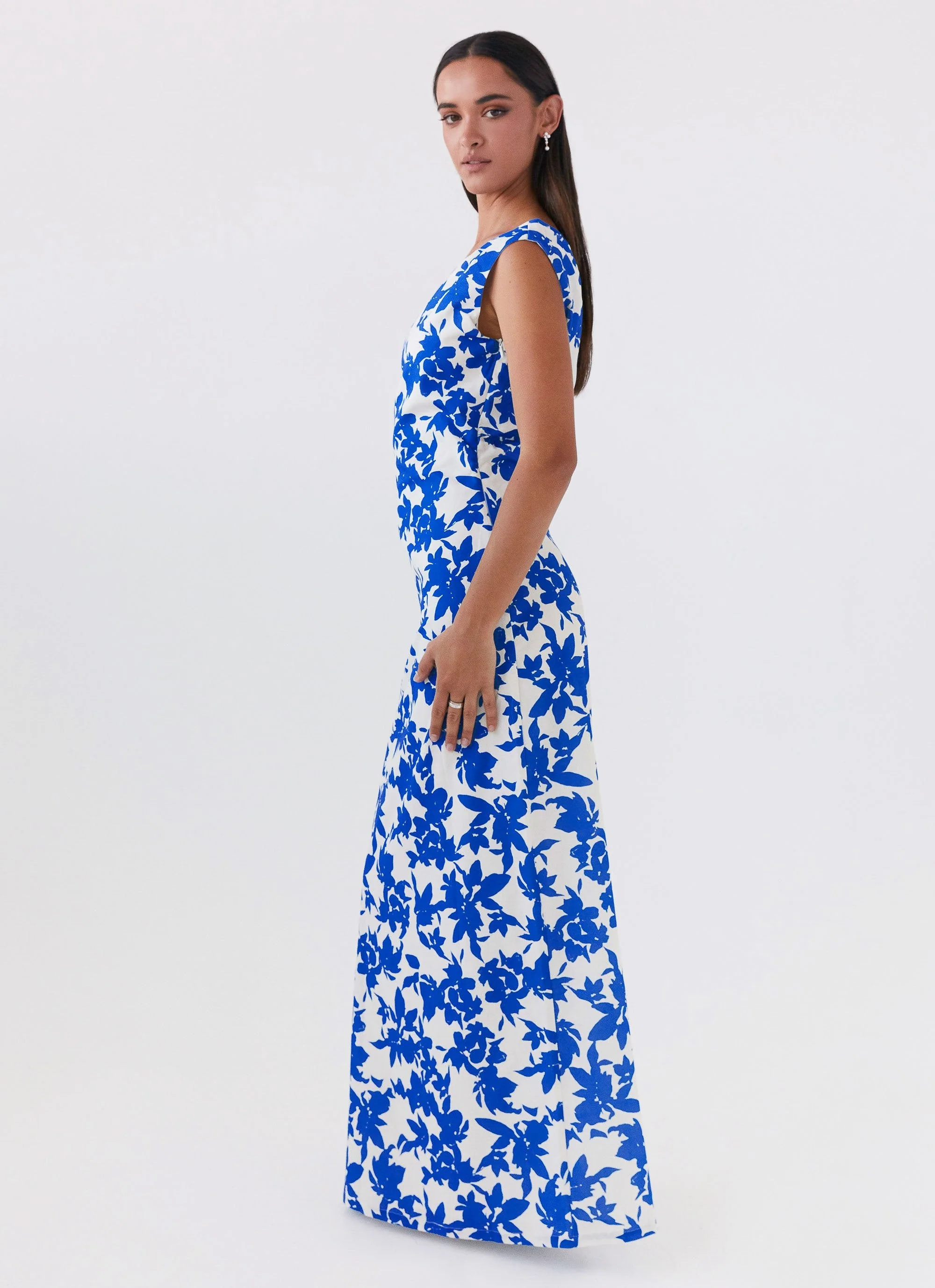 Pyper Off Shoulder Maxi Dress - Blue Floral - Image 4