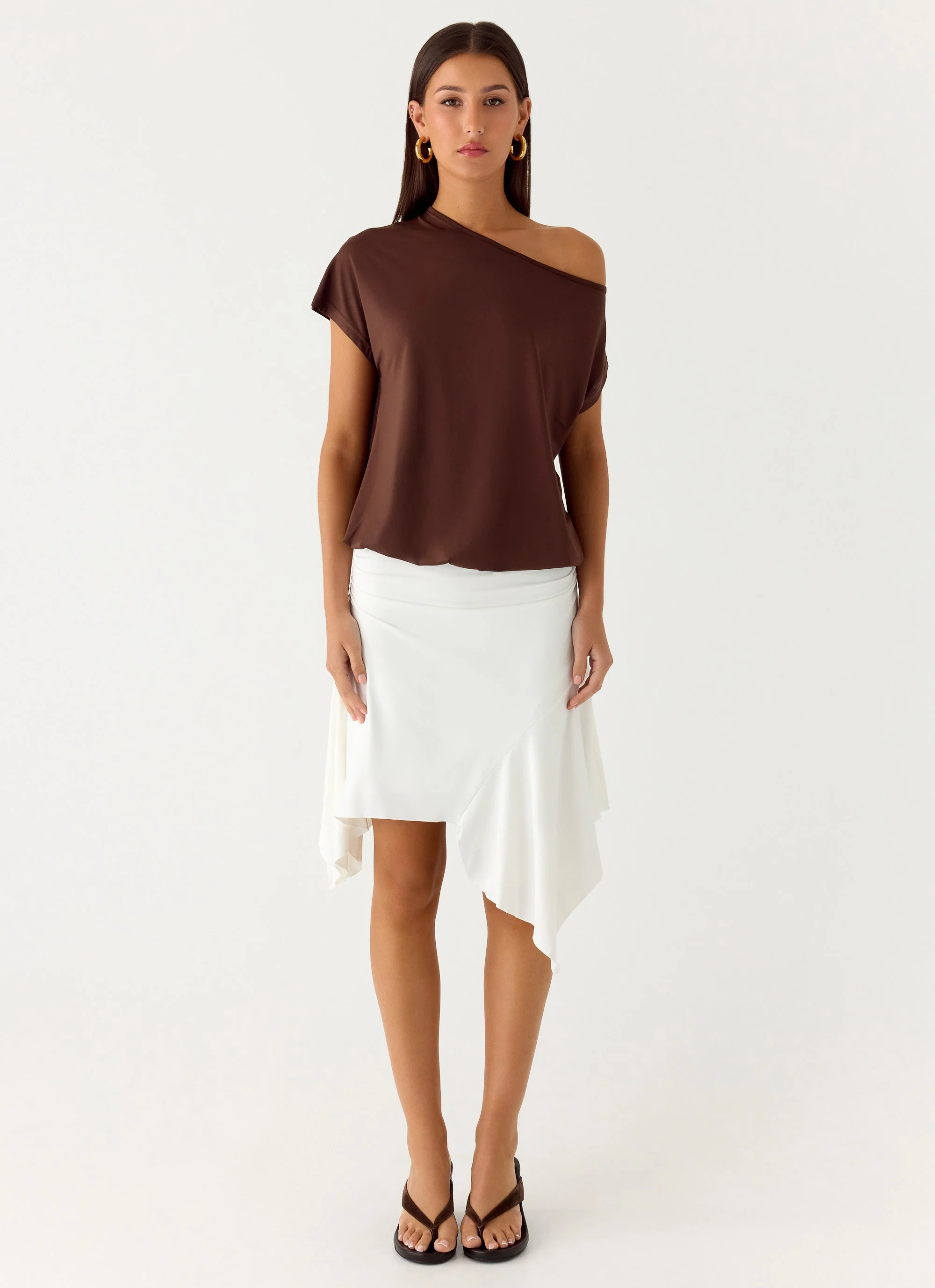 Raeni Off Shoulder Top - Chocolate - Image 2