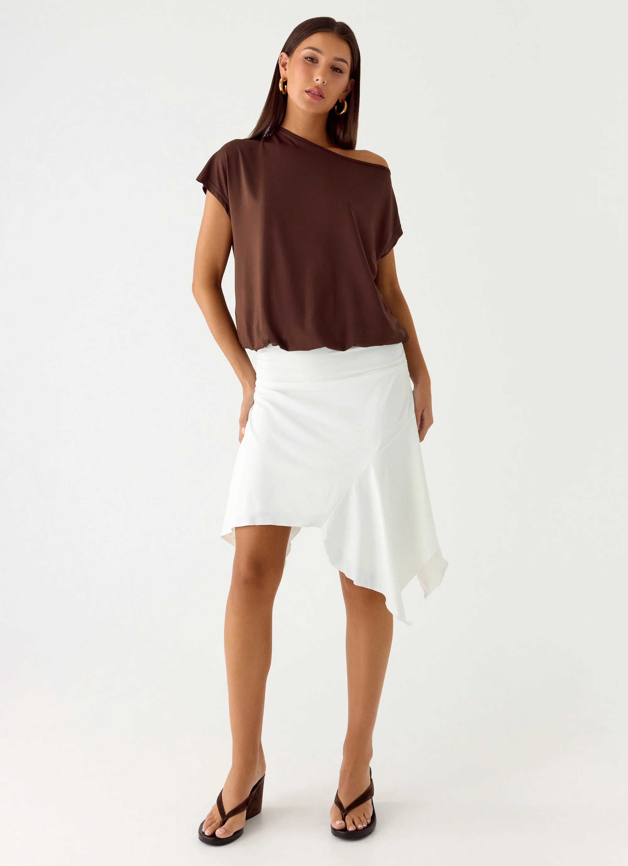 Raeni Off Shoulder Top - Chocolate - Image 5