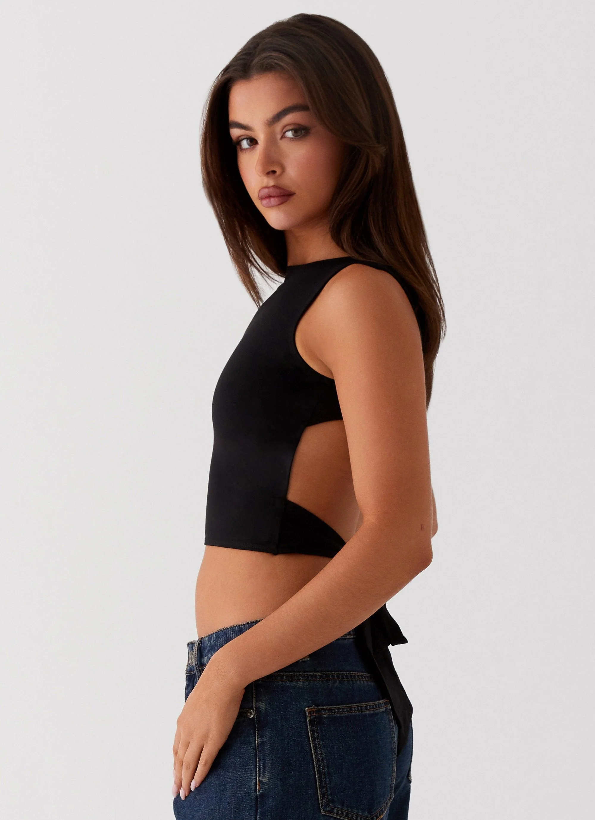 Saskie Crop Top - Black - Image 3