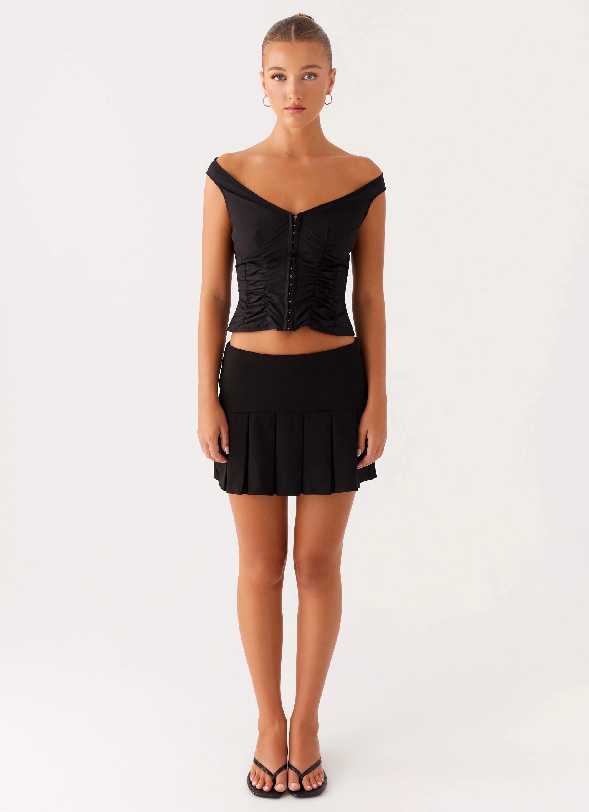 Shelby Pleated Mini Skirt - Black - Image 4