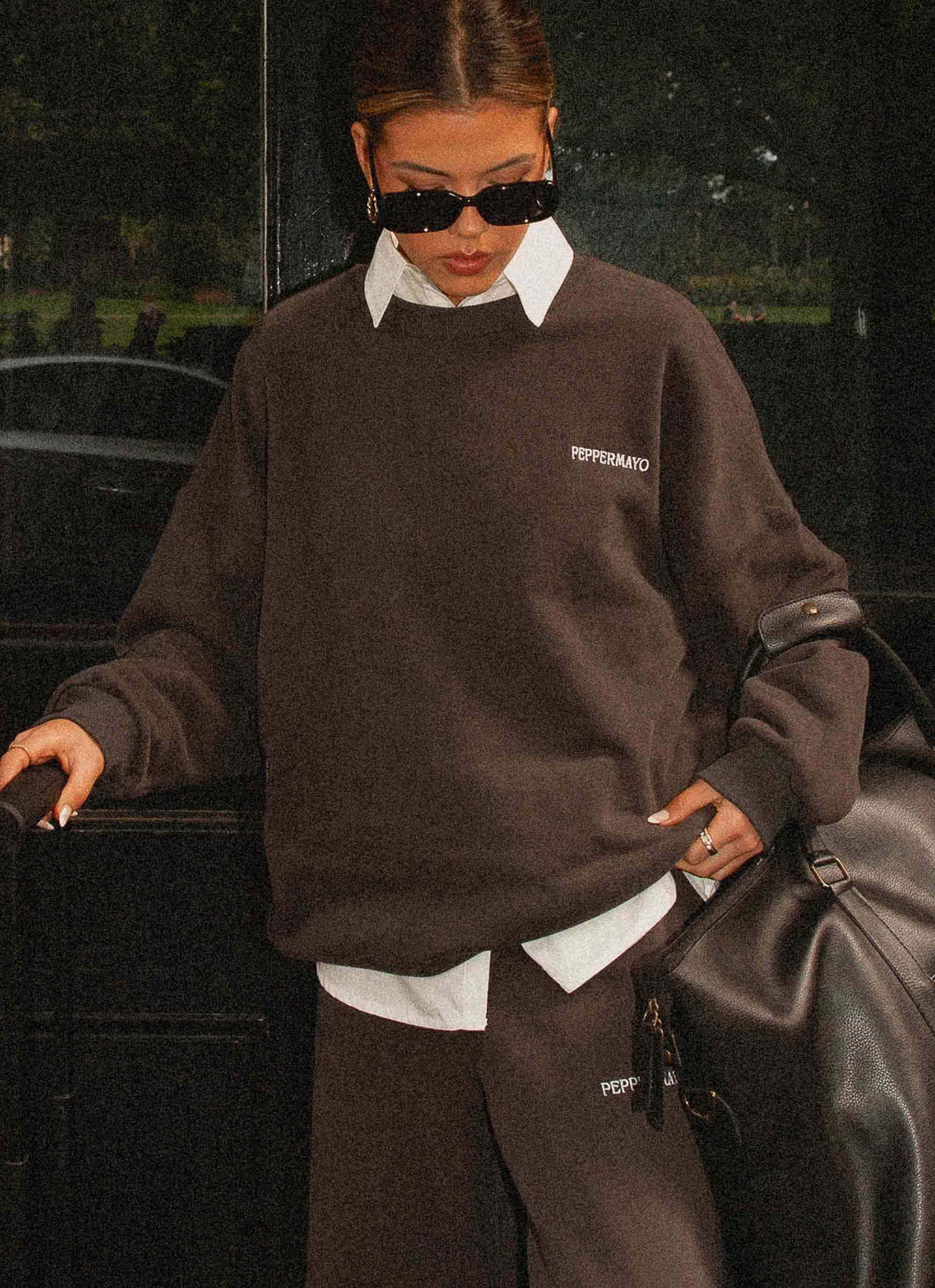Signature Oversized Sweatshirt - Charcoal - Image 7