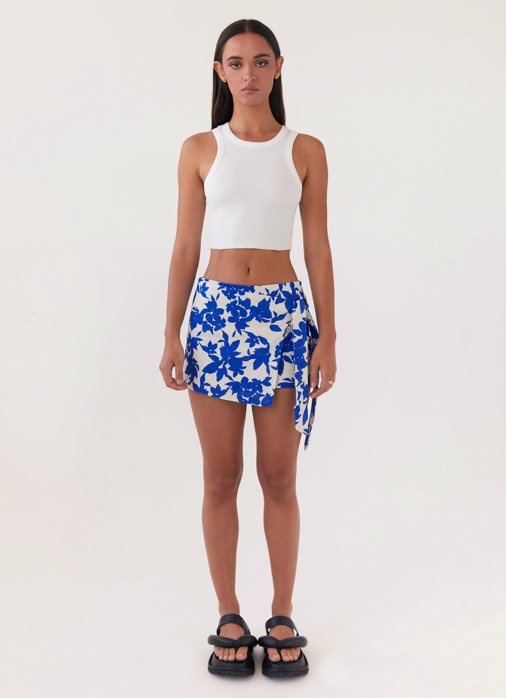 Steal Away Linen Wrap Skirt - Blue Floral - Image 2