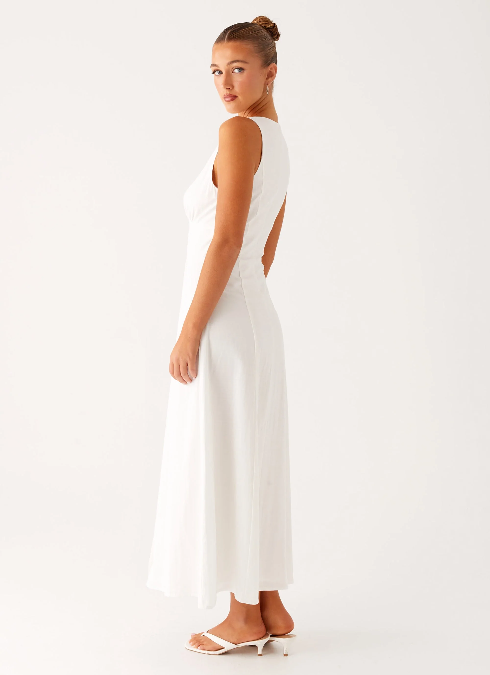 Tamsin Linen Maxi Dress - White - Image 4