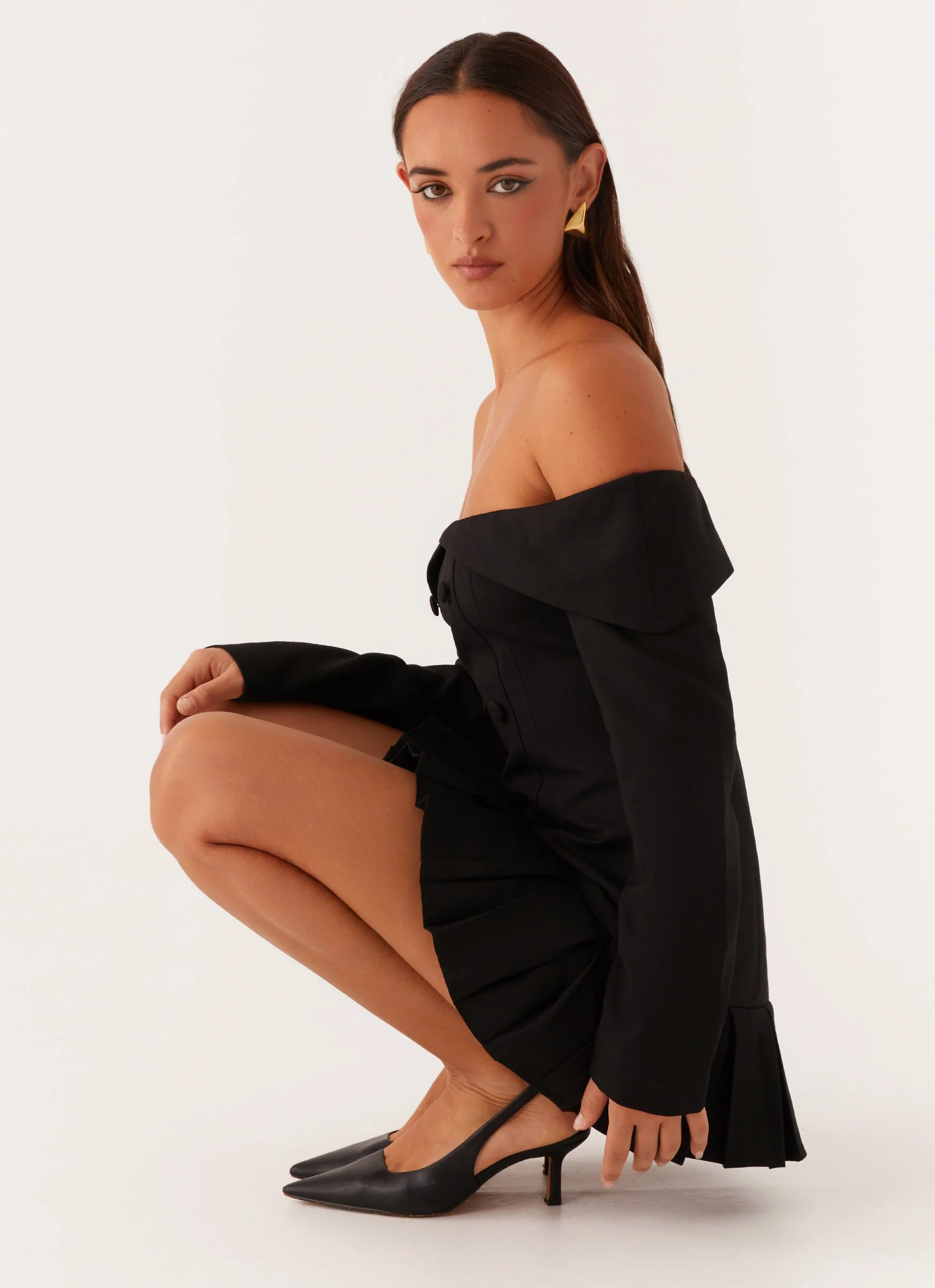 Tarlisha Off Shoulder Long Sleeve Mini Dress - Black - Image 5