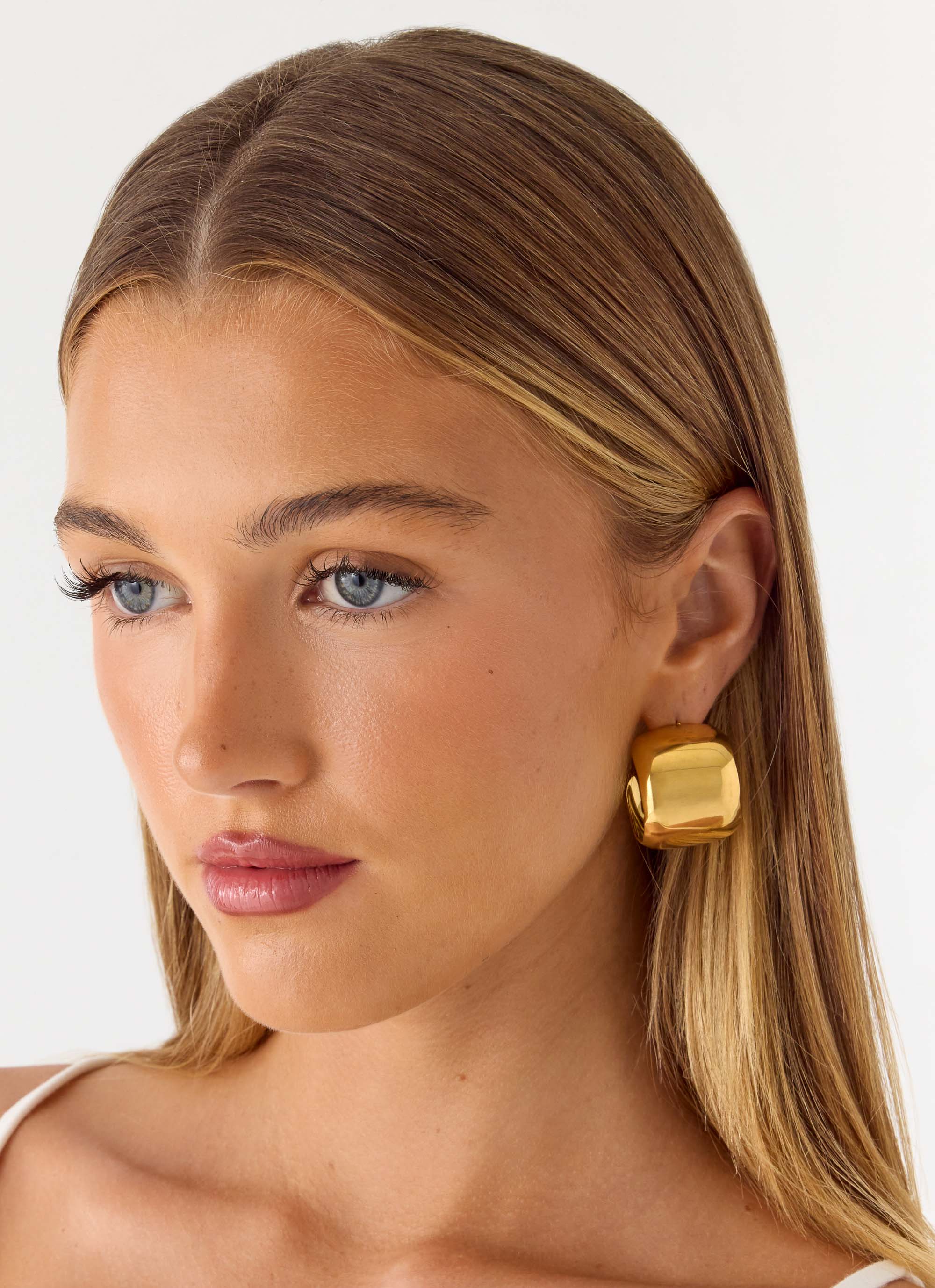 Tempo Hoop Earrings - Gold - Image 4