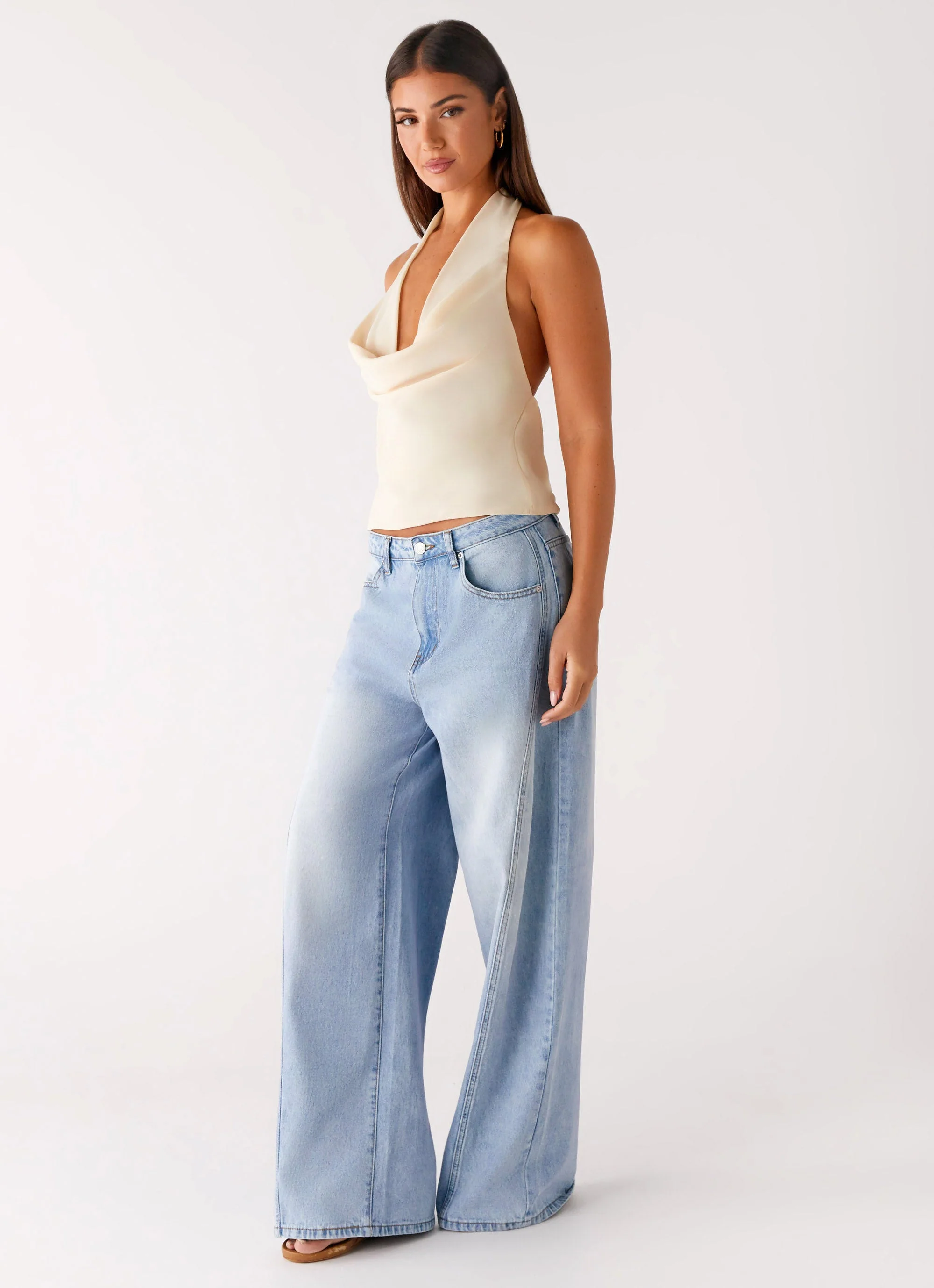 Timeless Wide Leg Jeans - Bleached Blue - Image 8