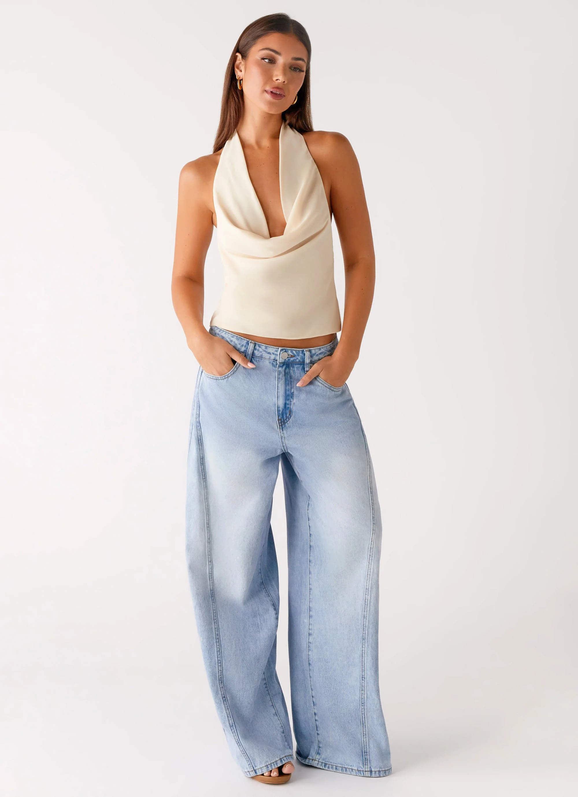 Timeless Wide Leg Jeans - Bleached Blue - Image 9