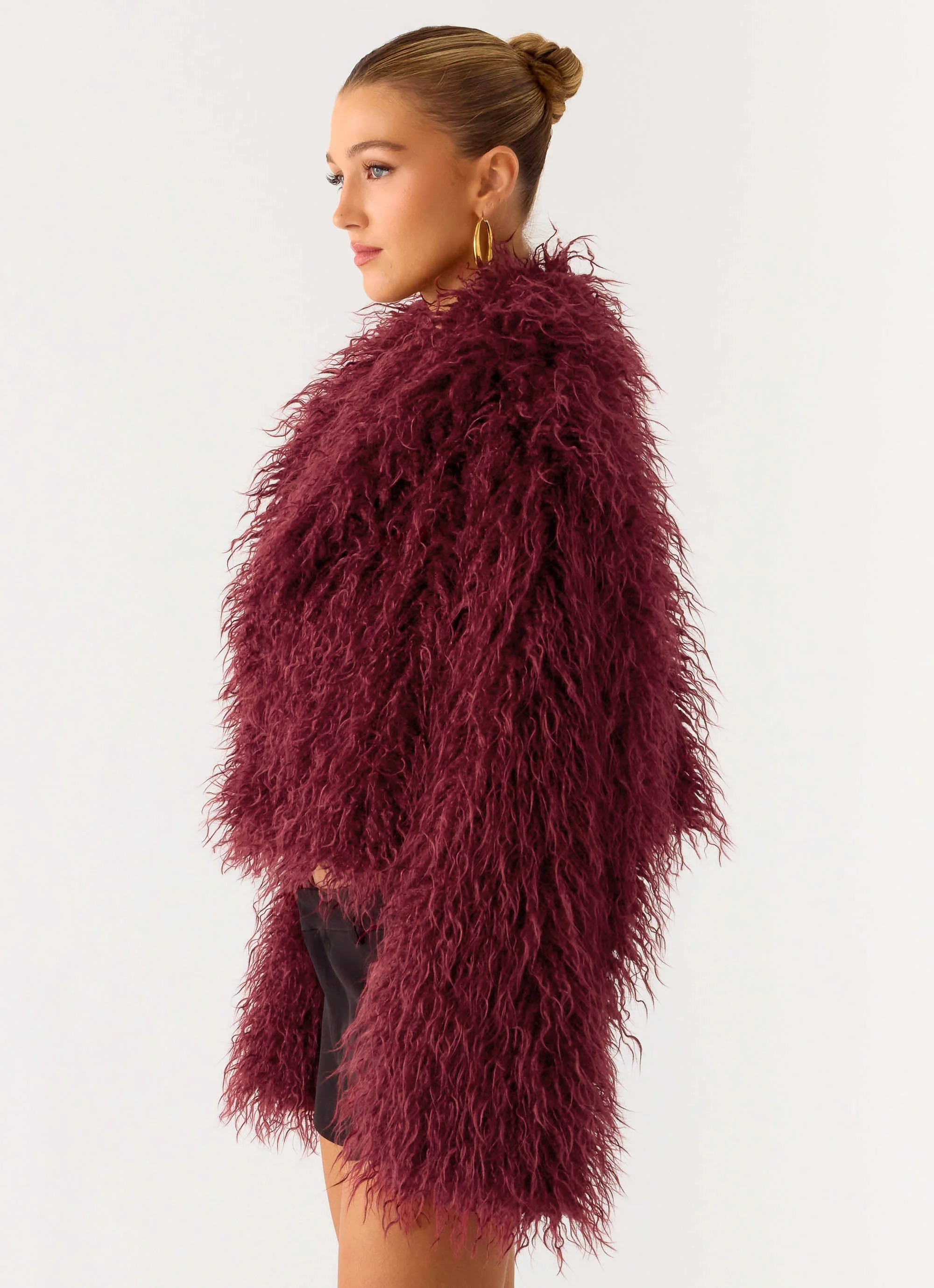 Virginia Cropped Faux Fur Jacket - Maroon - Image 7