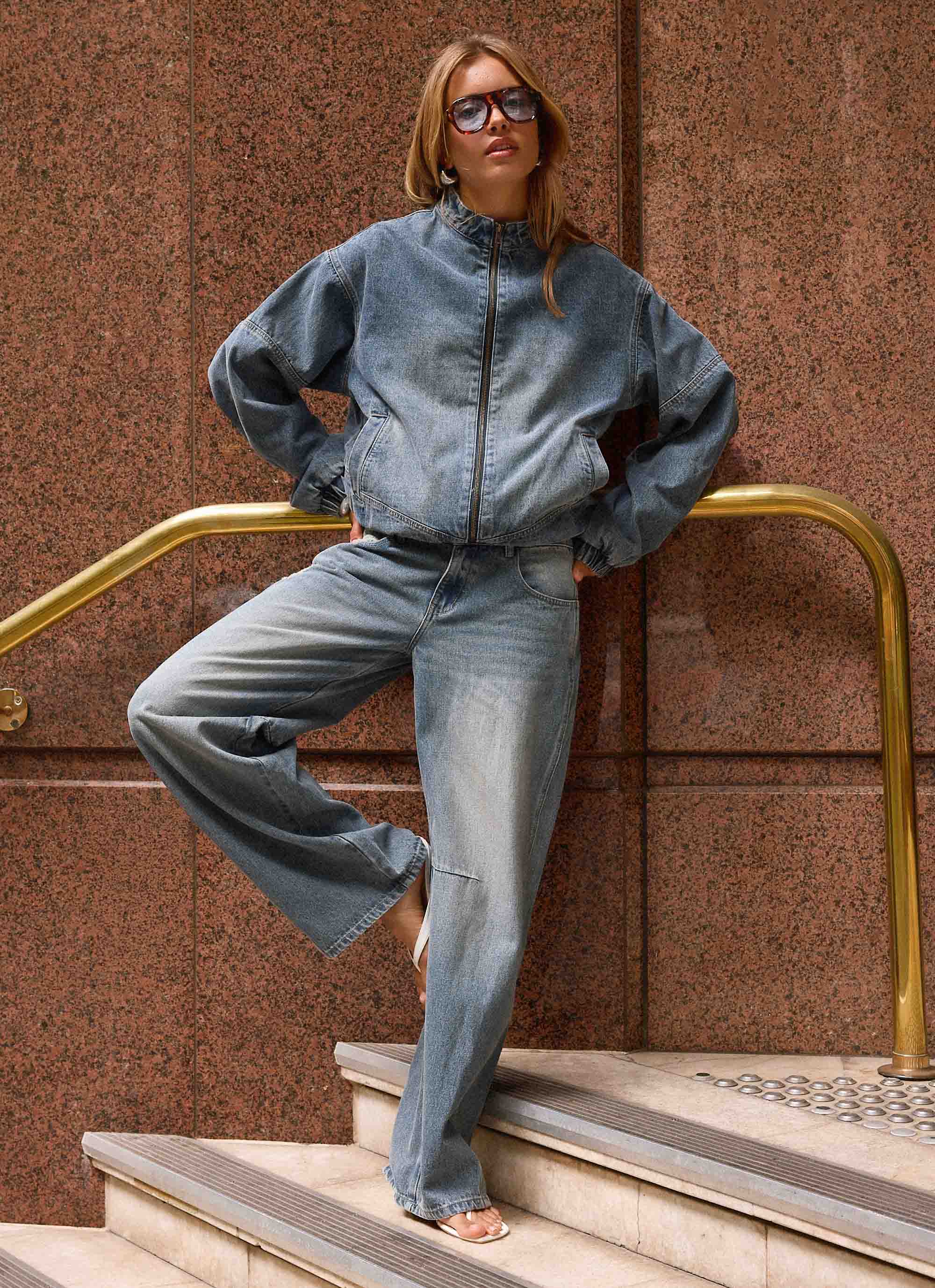 Waylon Low Rise Denim Jeans - Mid Wash Blue - Image 2