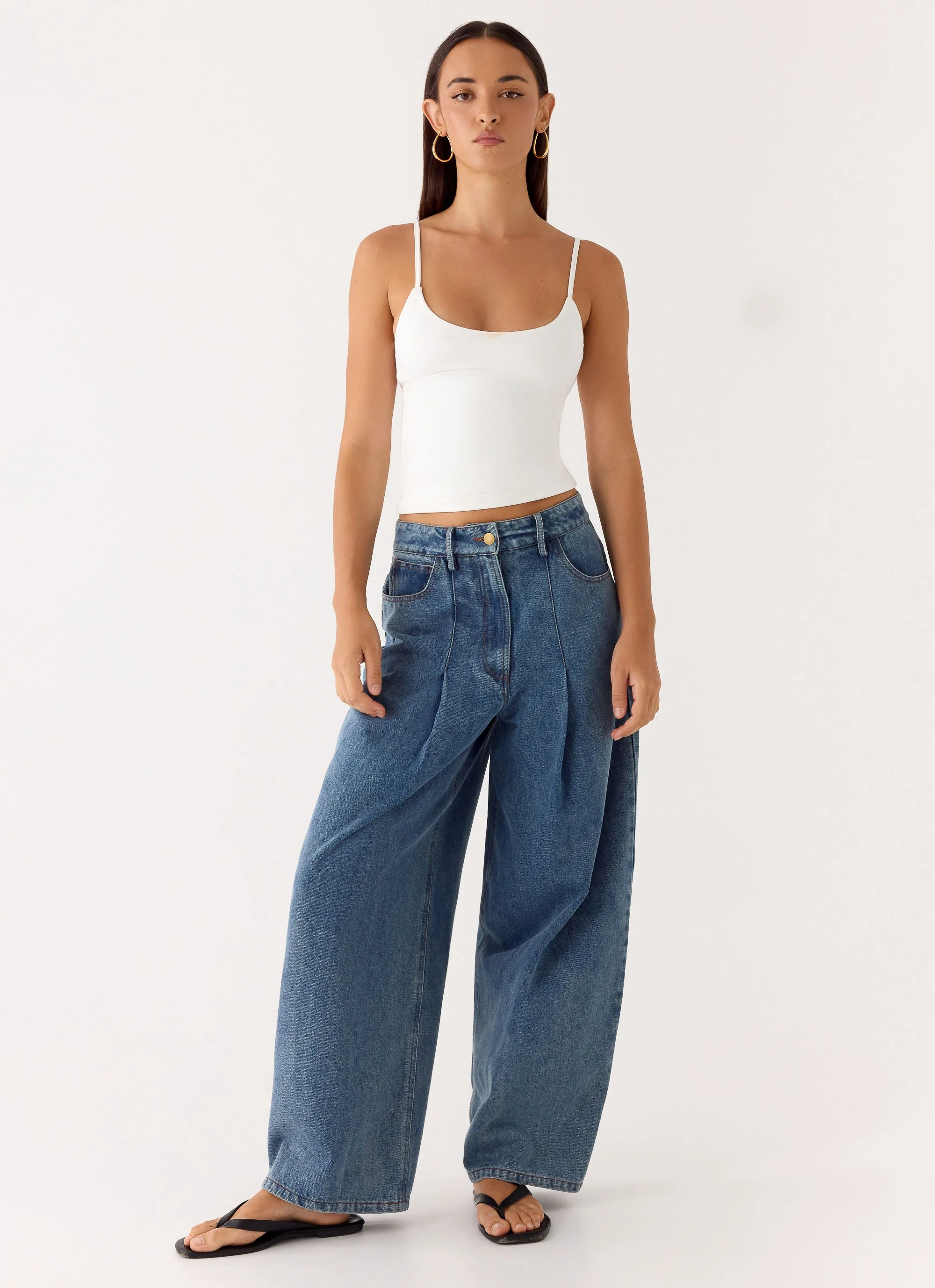 Zayn Pleated Denim Jeans - Light Wash Blue - Image 5